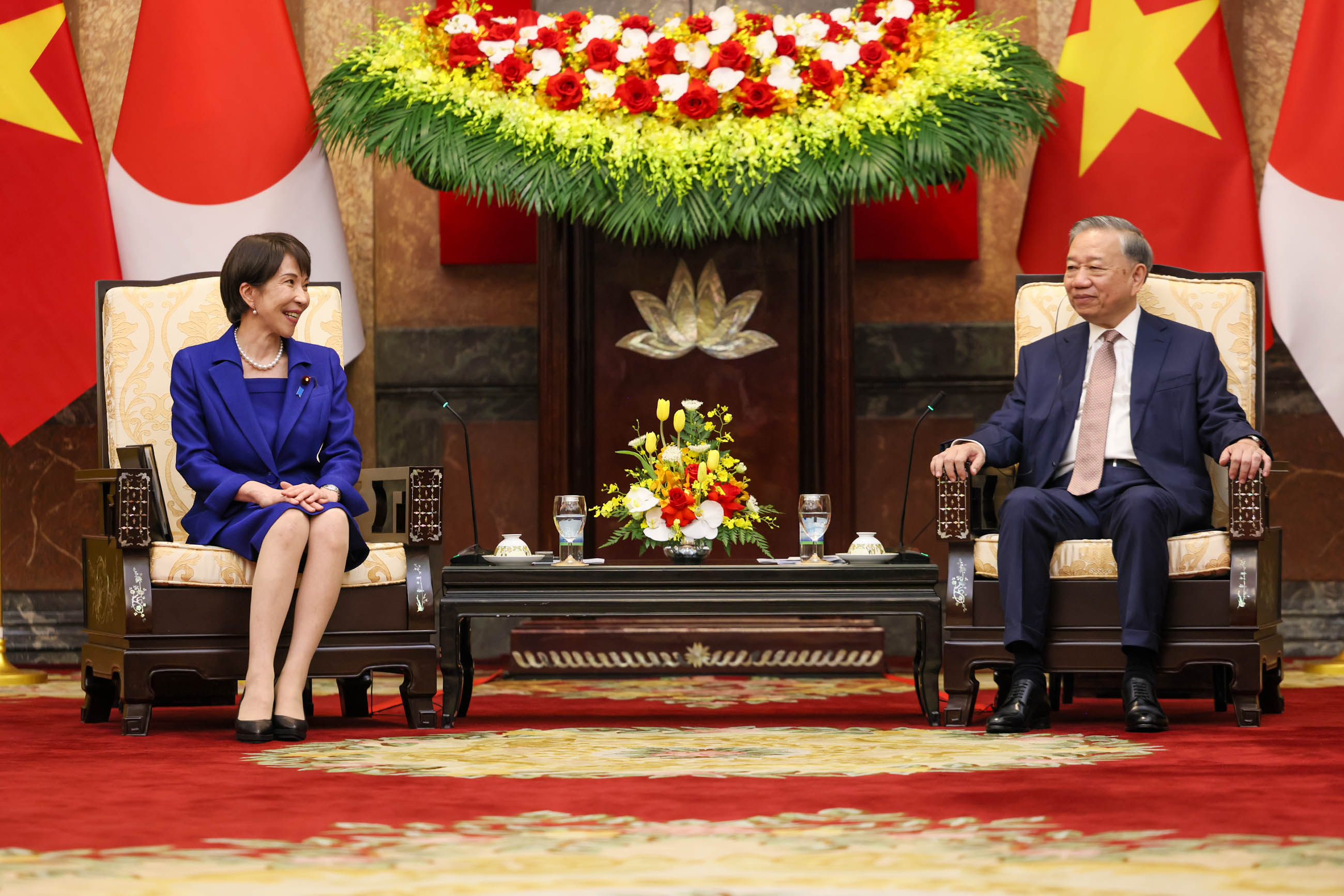 Japan-Viet Nam Summit Meeting with H.E. Mr. To Lam, General Secretary of the Communist Party and President of Viet Nam (1)