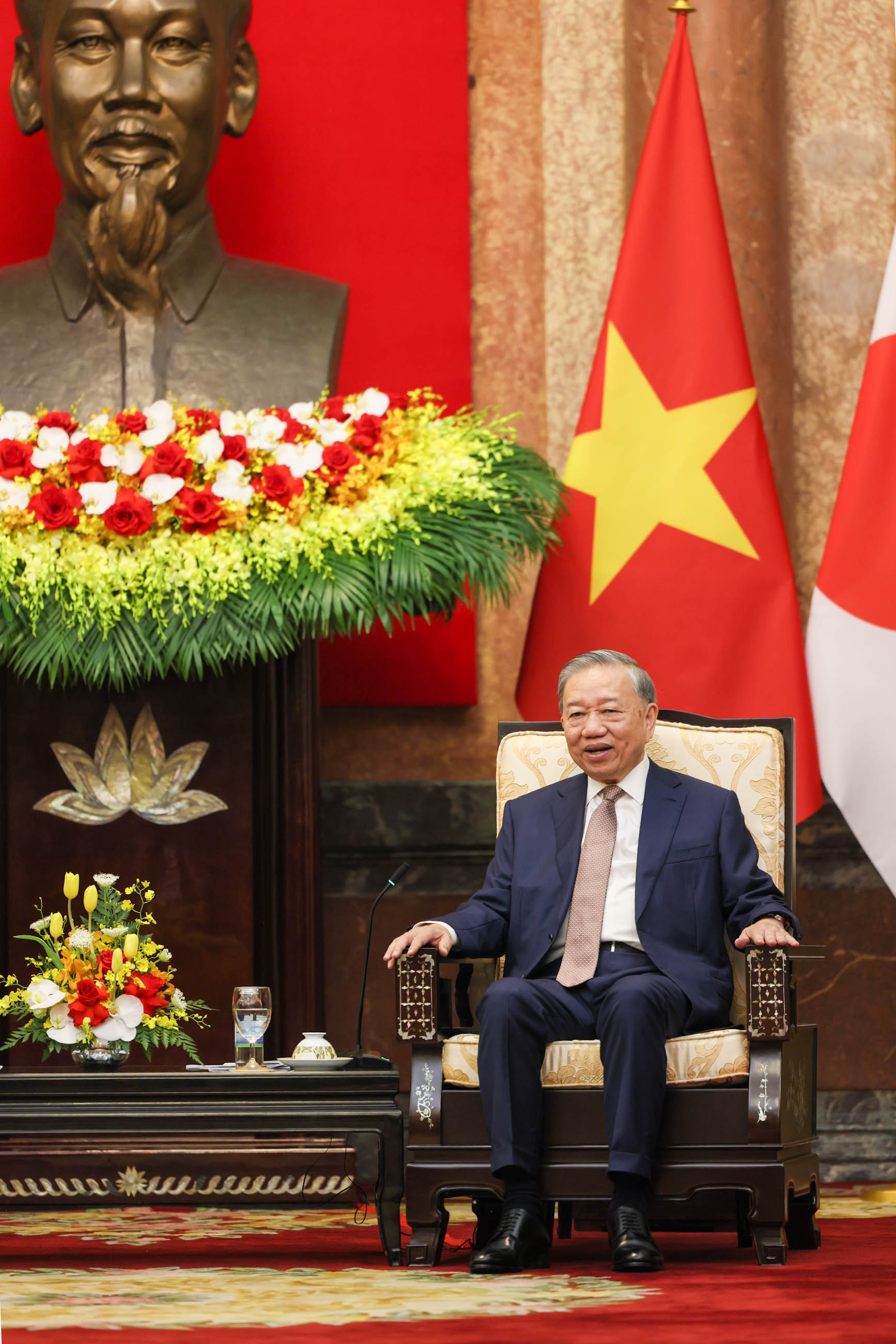 Japan-Viet Nam Summit Meeting with H.E. Mr. To Lam, General Secretary of the Communist Party and President of Viet Nam (3)