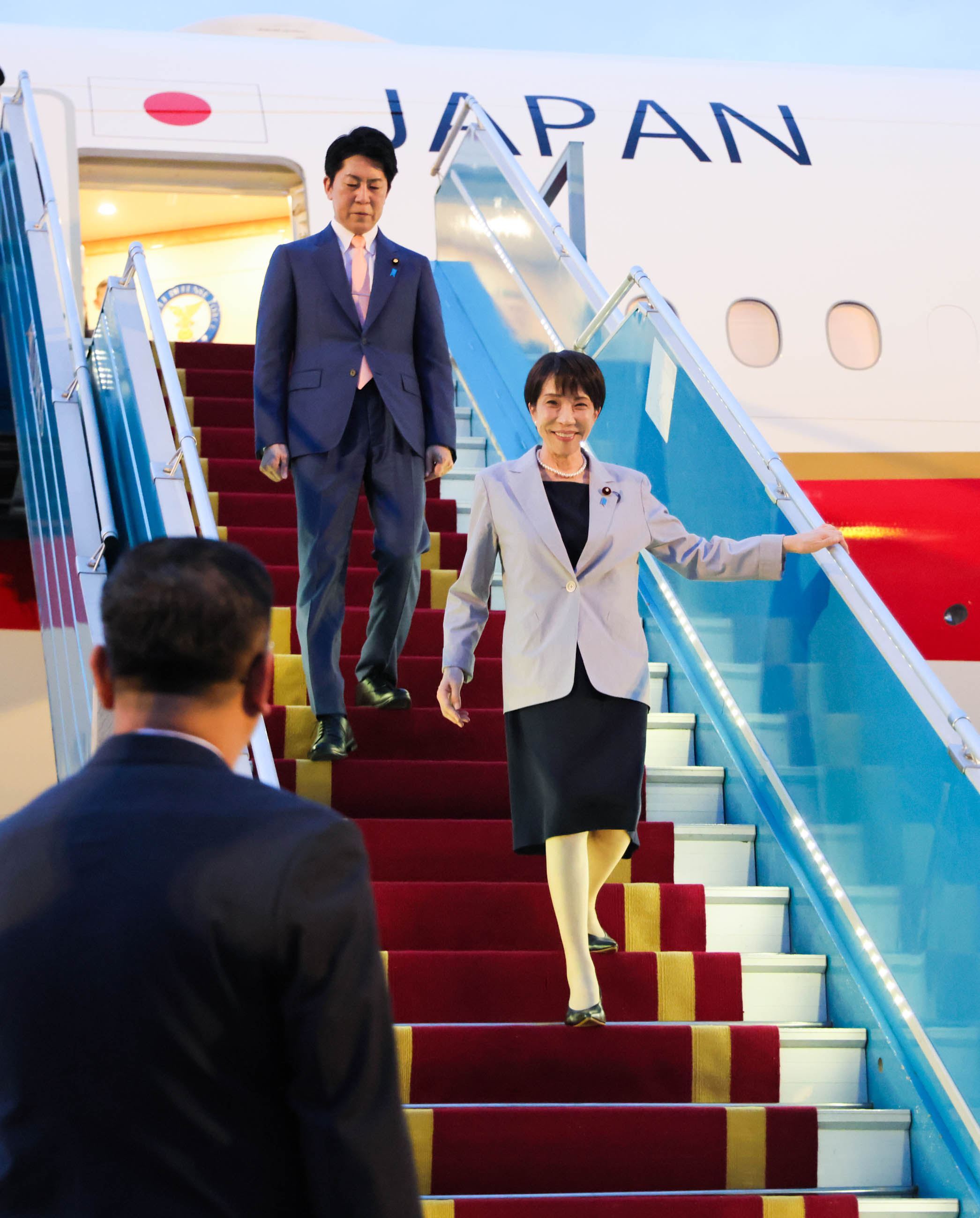 Prime Minister Takaichi arriving in Viet Nam (2)