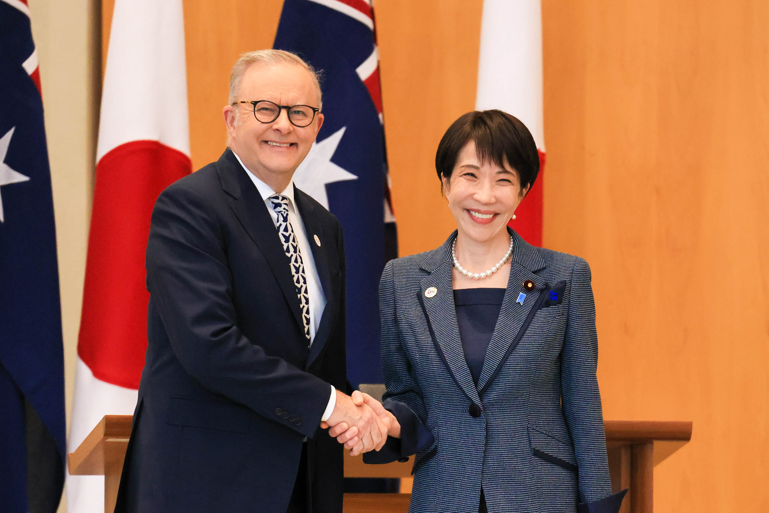 Commemorative Photo (1)