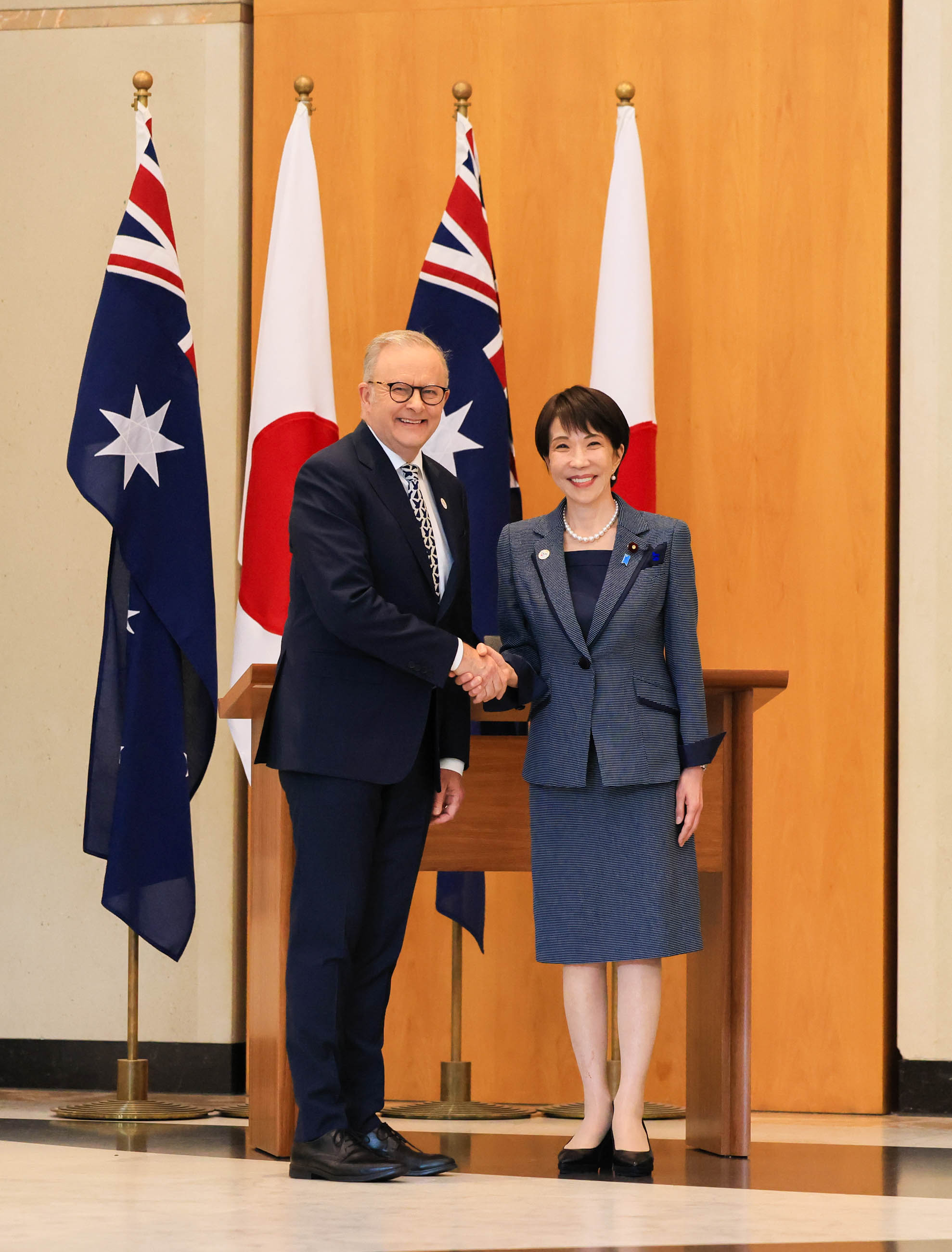 Commemorative Photo (2)