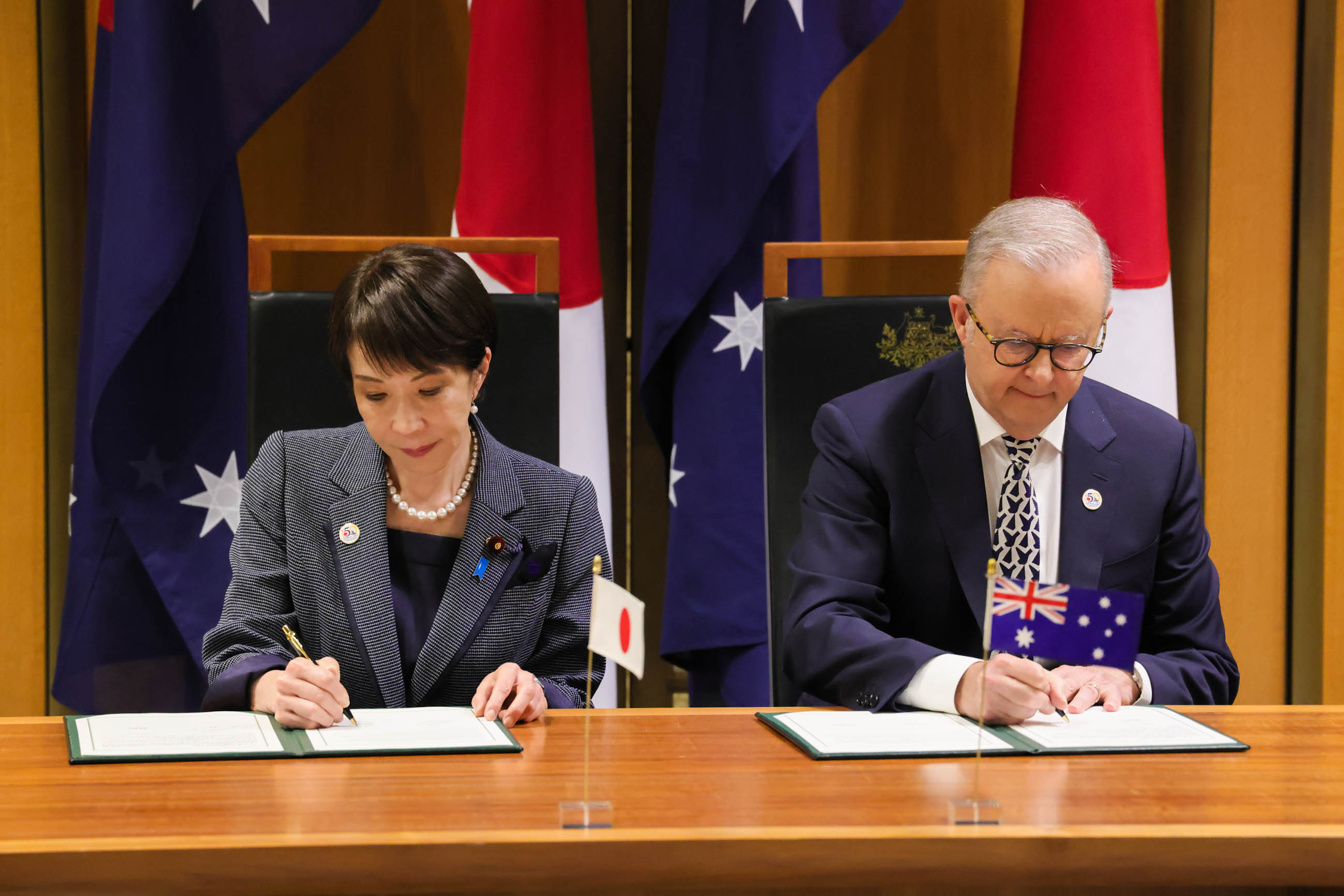 Signing Ceremony (1)