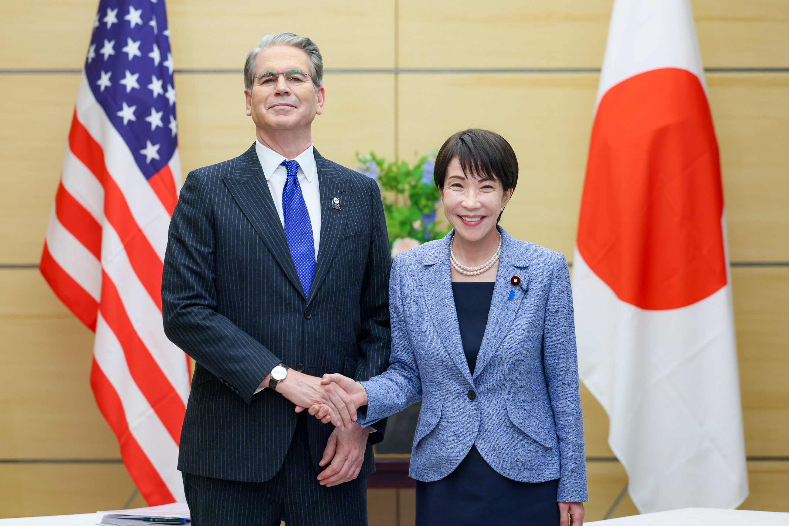 Prime Minister Takaichi receiving a courtesy call (1)