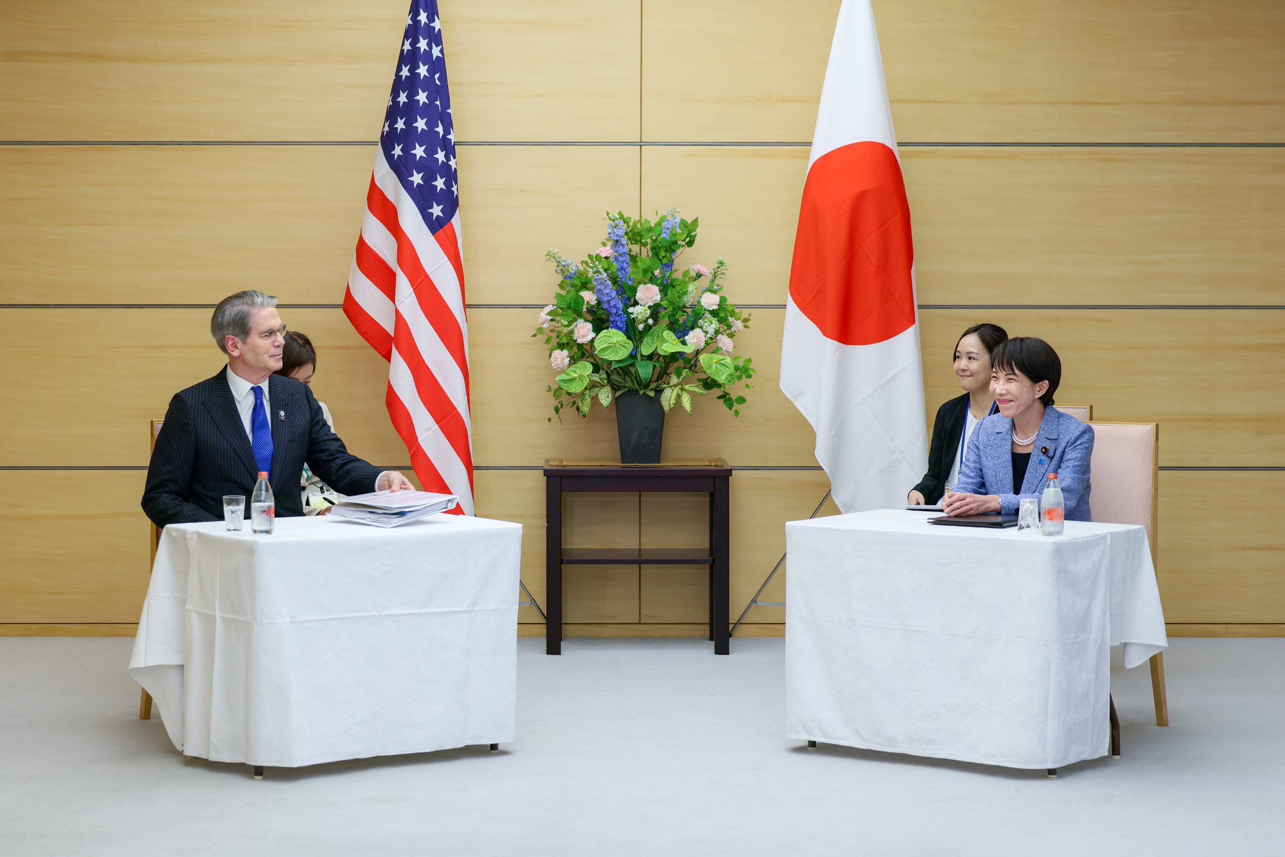 Prime Minister Takaichi receiving a courtesy call (2)