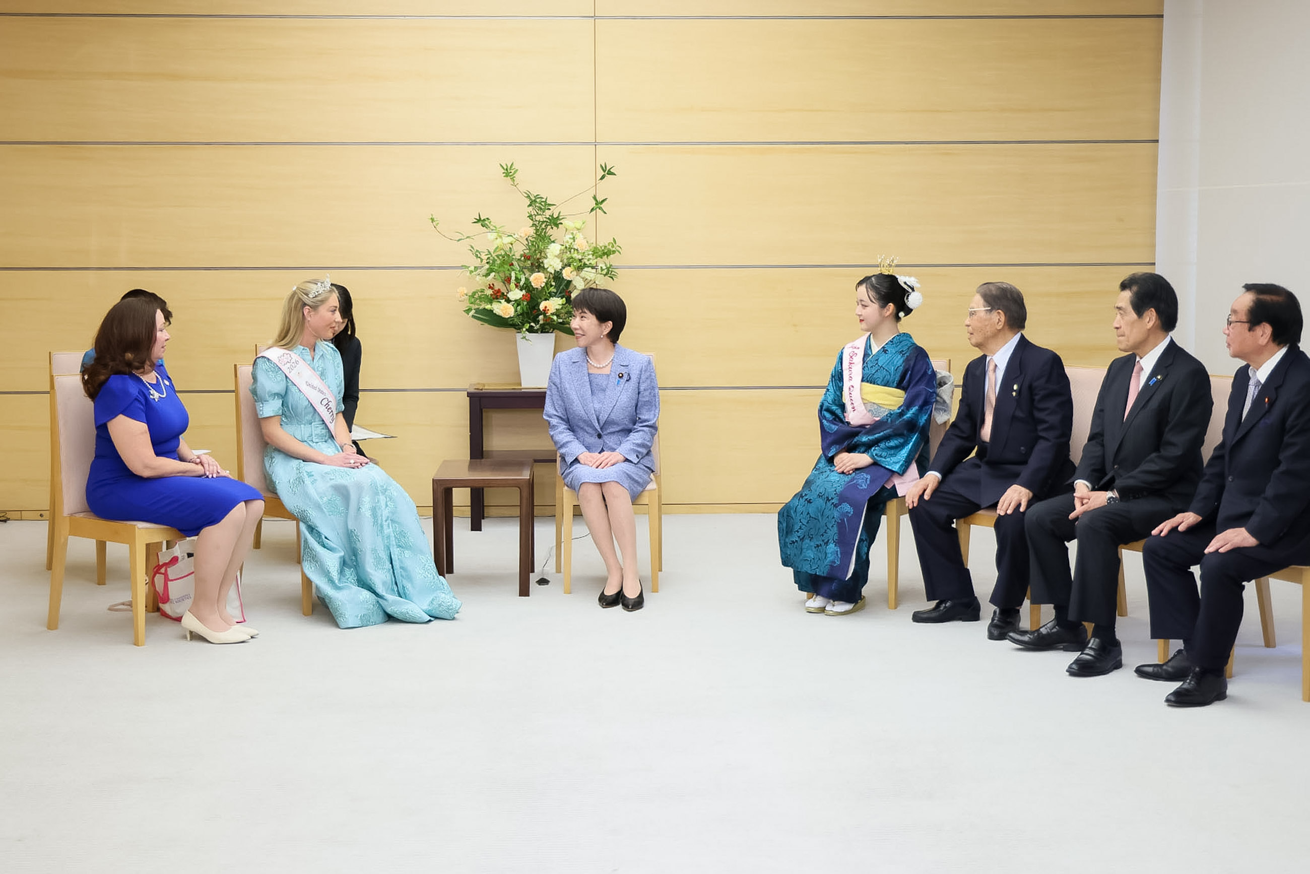 Prime Minister Takaichi receiving a courtesy call (3)