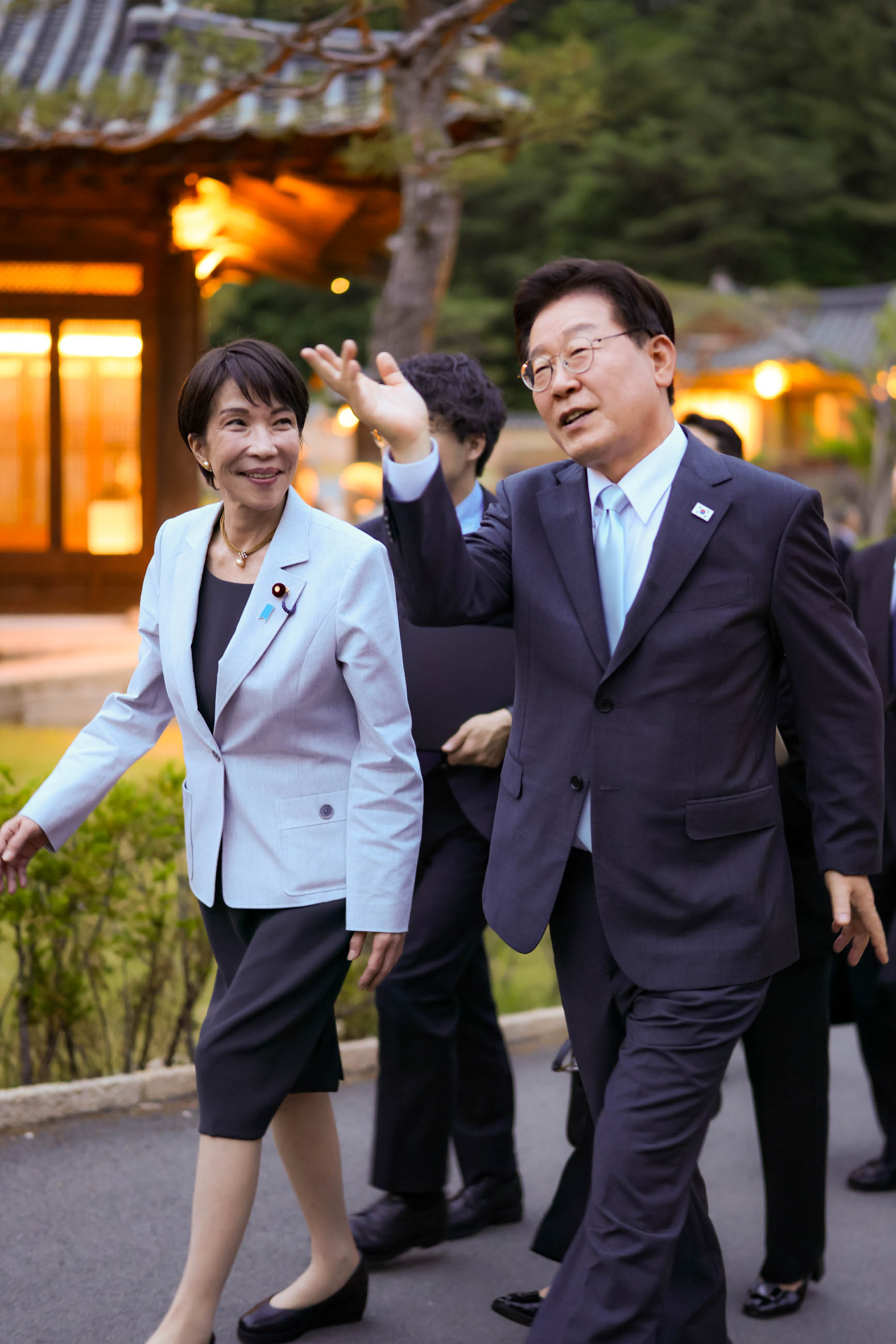 The two leaders ahead of the post-dinner event (2)