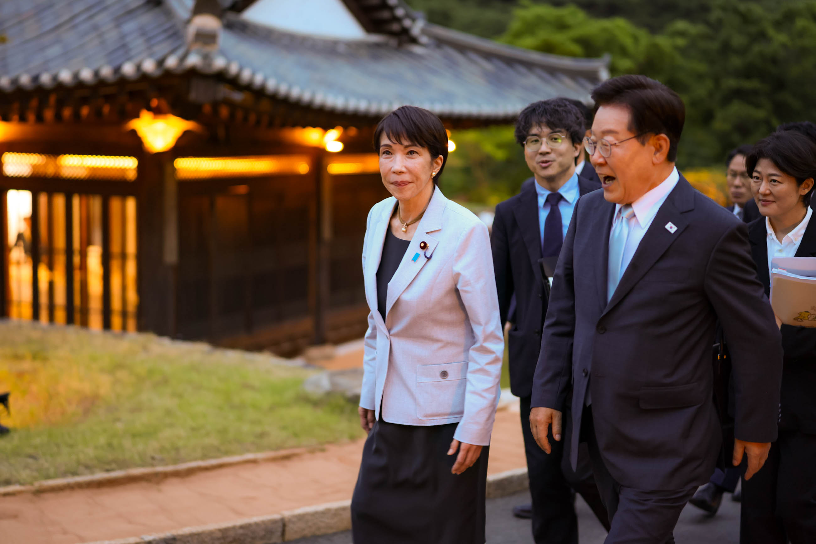 The two leaders ahead of the post-dinner event (3)