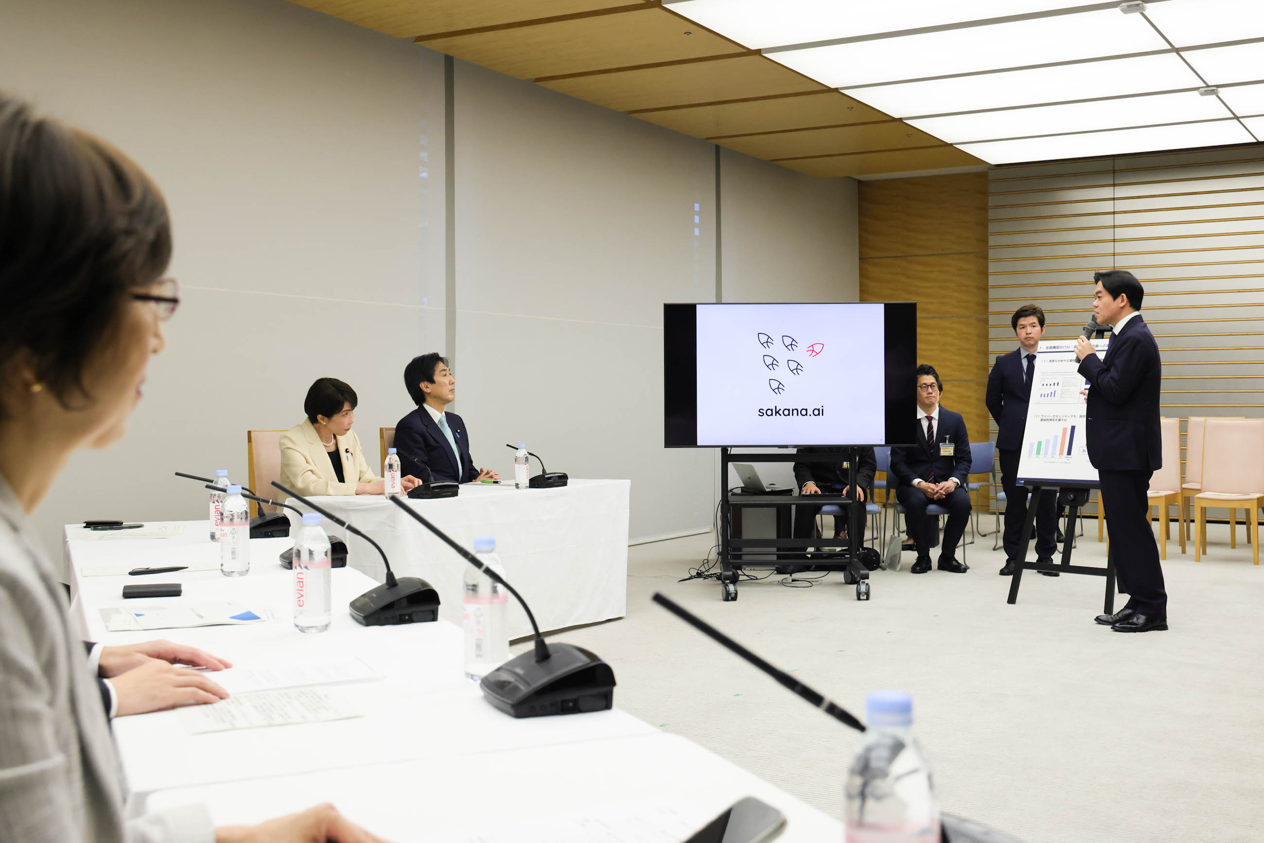 Scene from the exchange of views session (2)