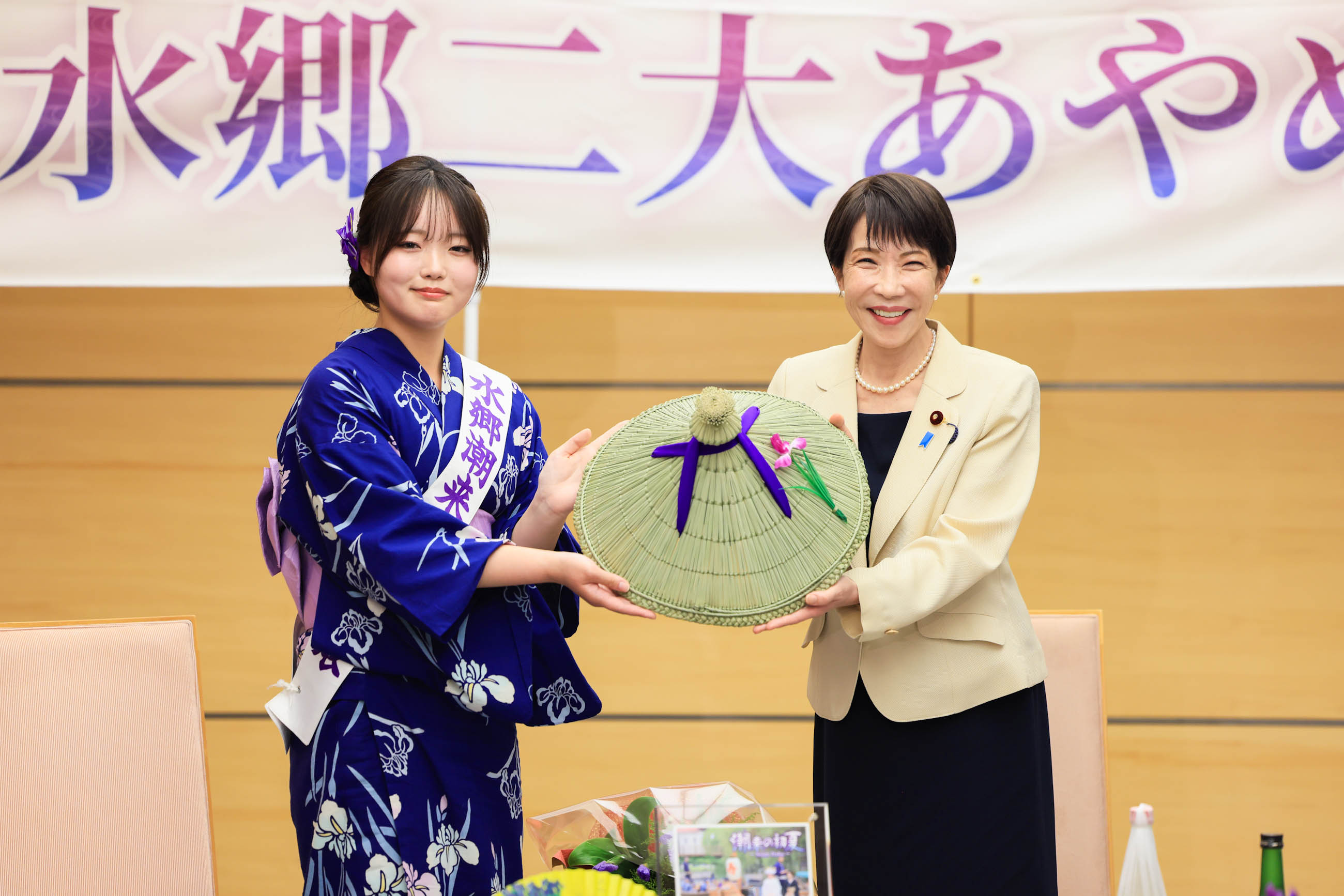Prime Minister Takaichi receiving a courtesy call (9)