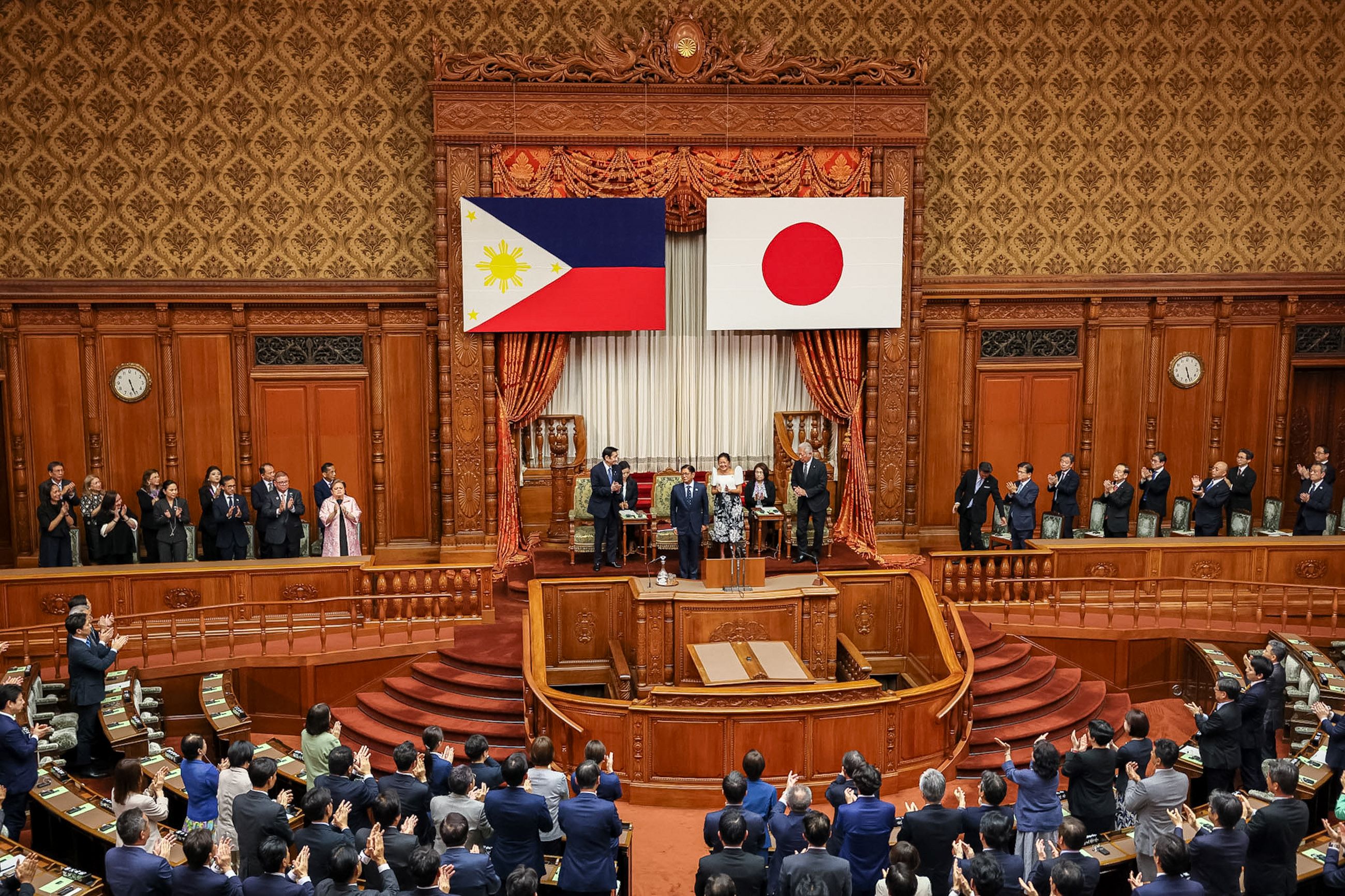 Scene from the welcoming ceremony (President Marcos’s address to the National Diet) (4)