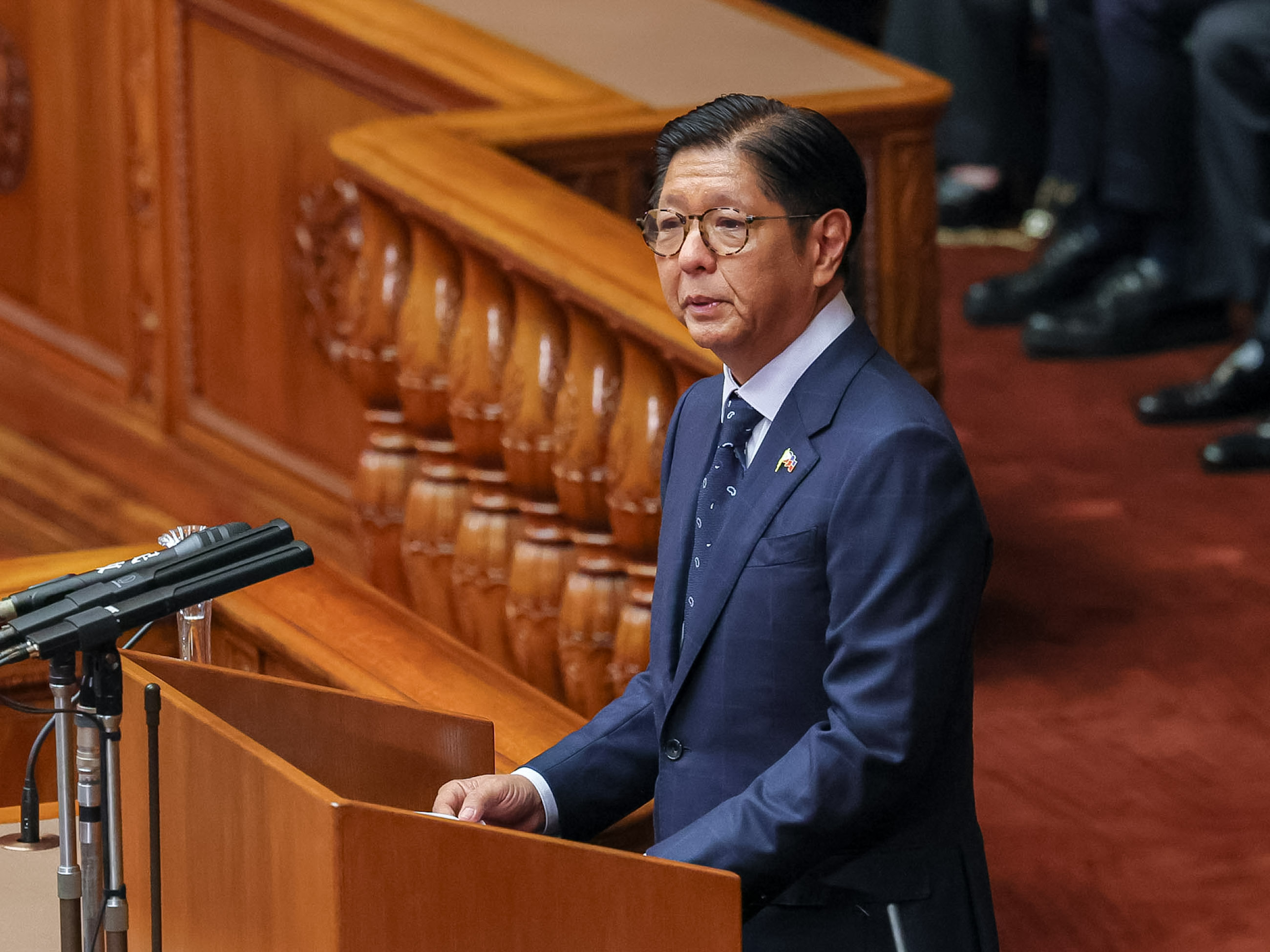 Scene from the welcoming ceremony (President Marcos’s address to the National Diet) (6)