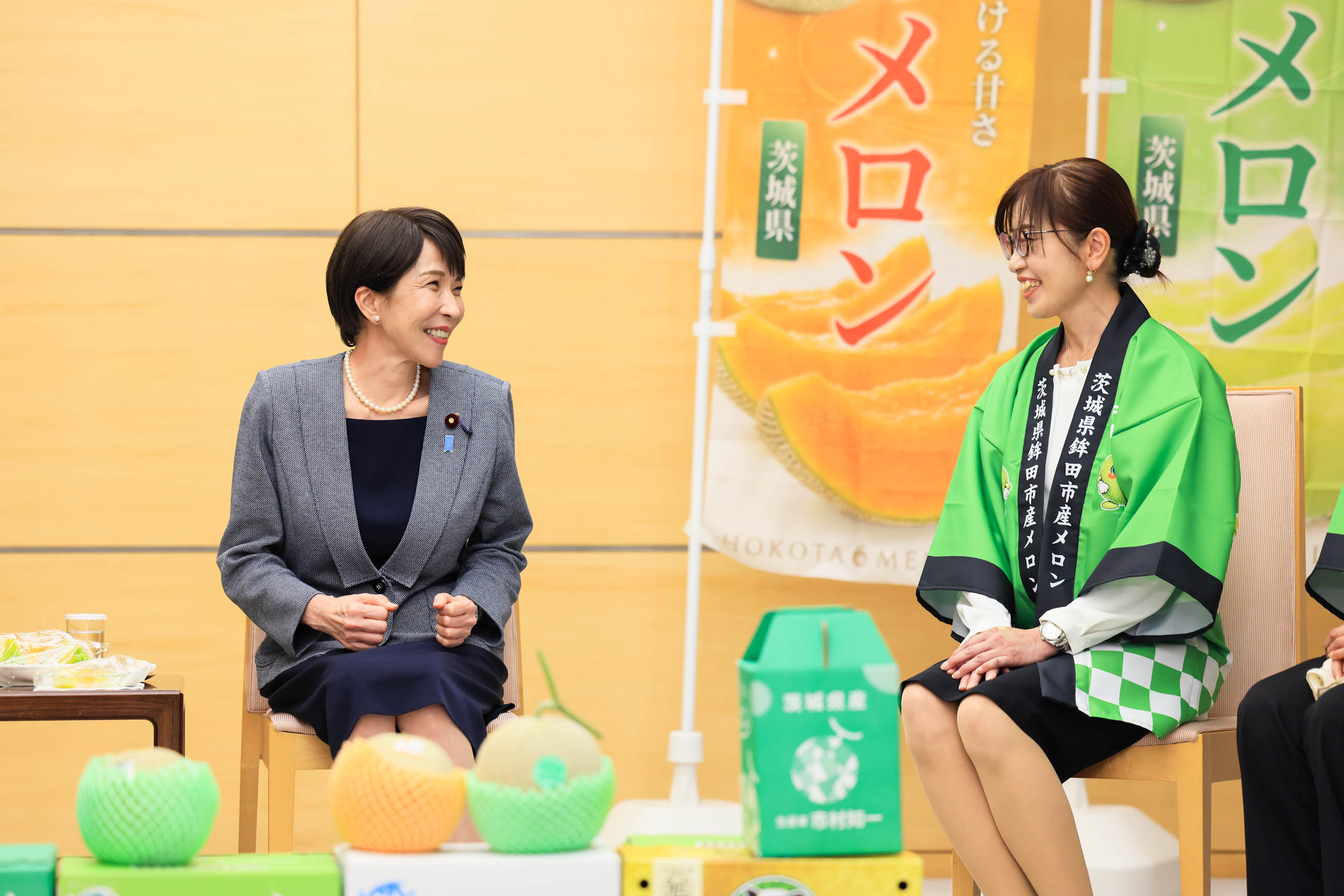 Prime Minister Takaichi being presented with melons (5)