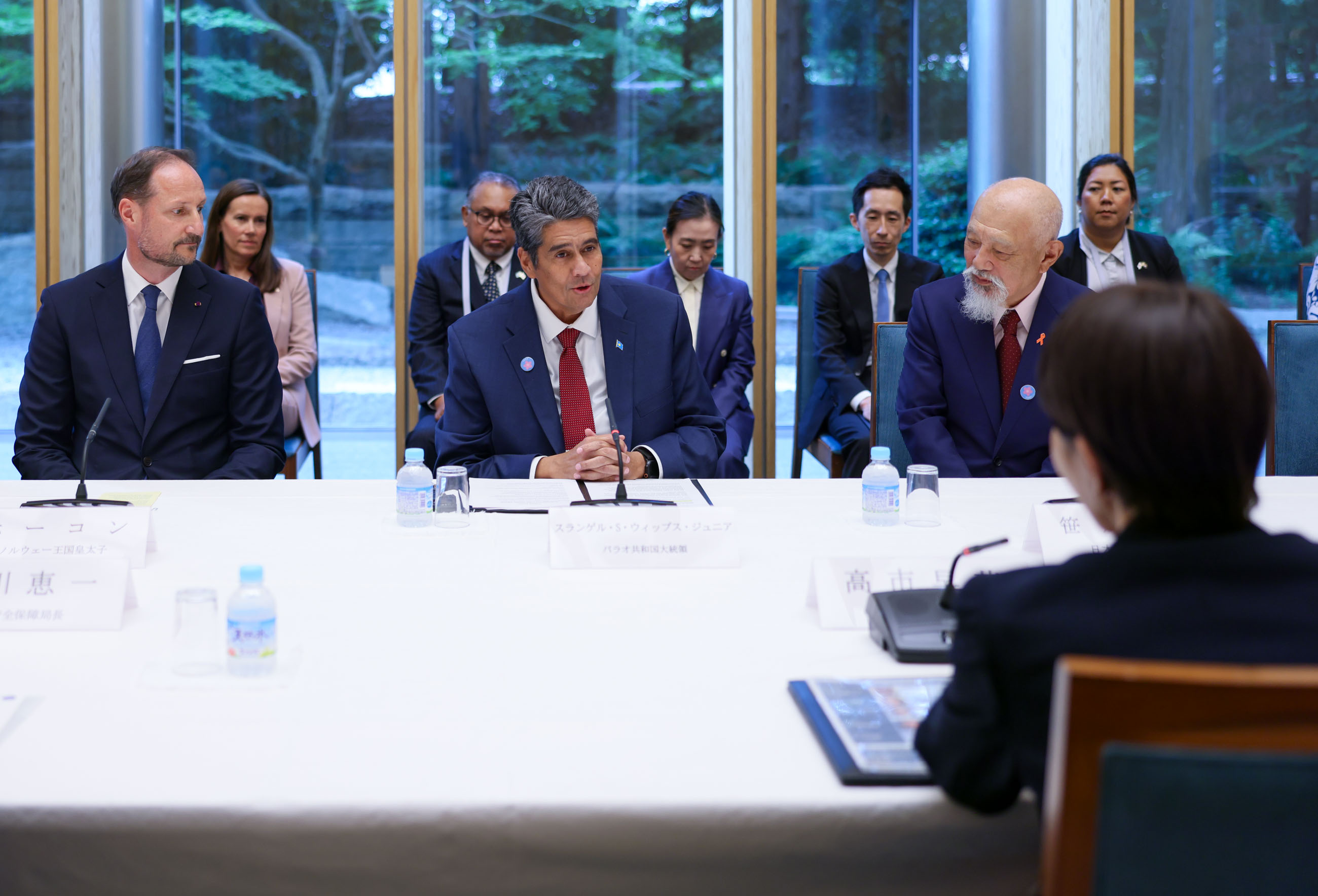 Scene from the meeting with representatives attending the Island States Ocean Summit (2)