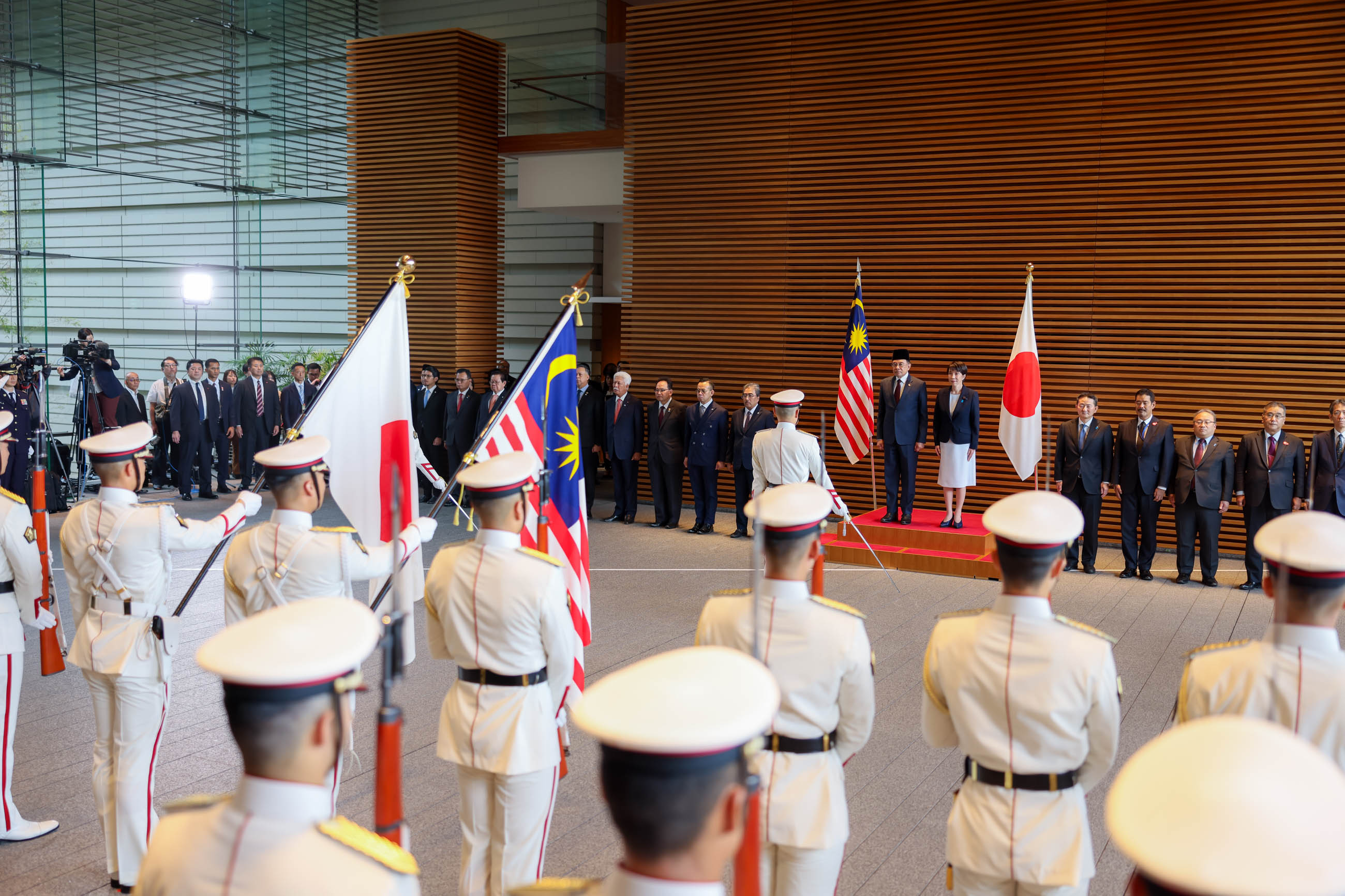 Salute and Guard of Honor ceremony (1)
