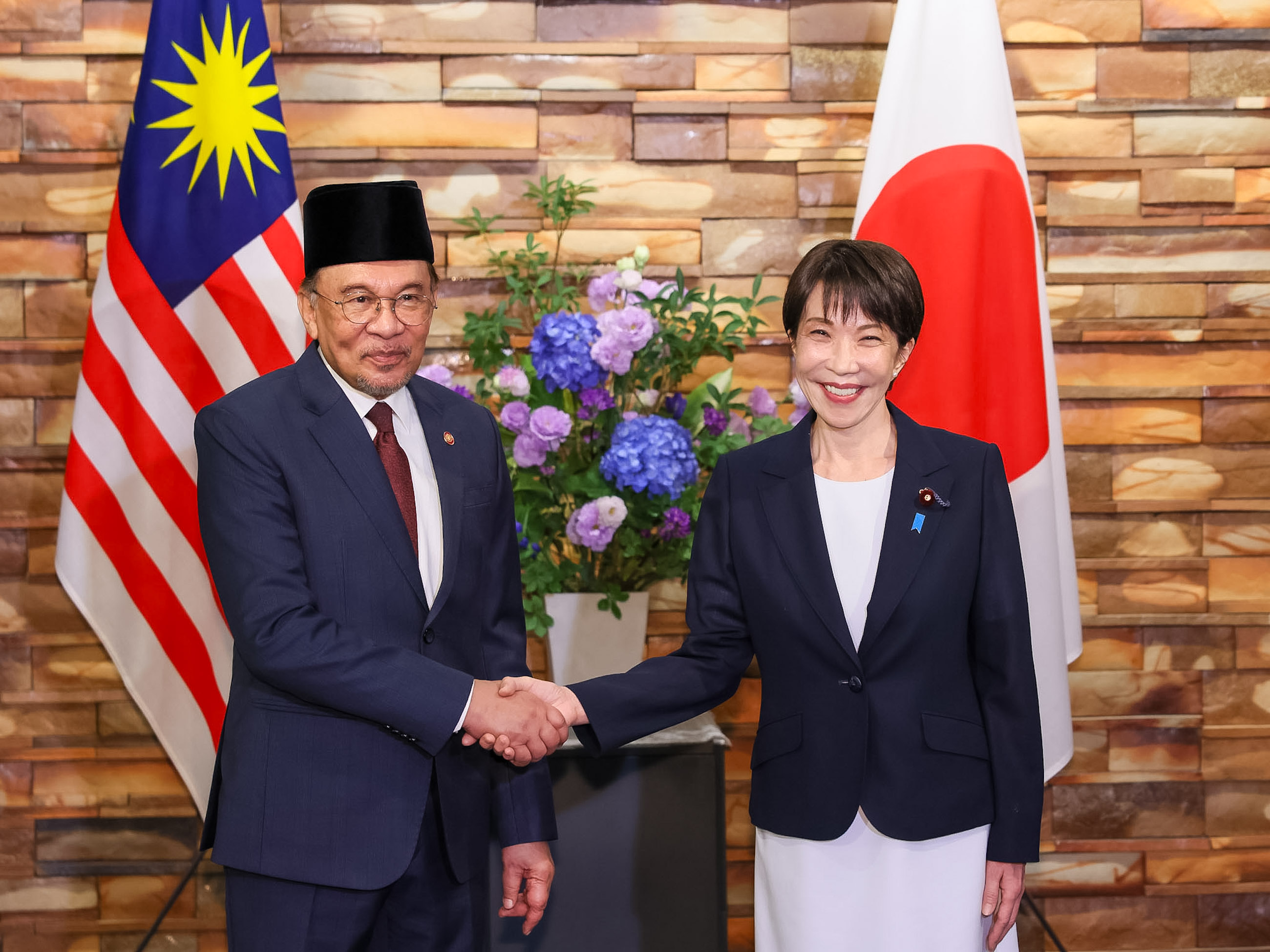 Japan-Malaysia Summit Meeting (1)