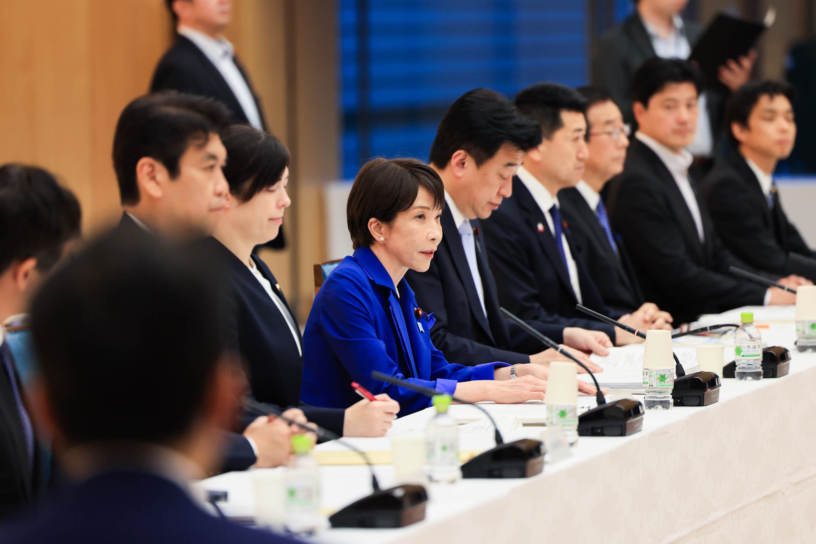 Prime Minister Takaichi wrapping up the meeting(3)