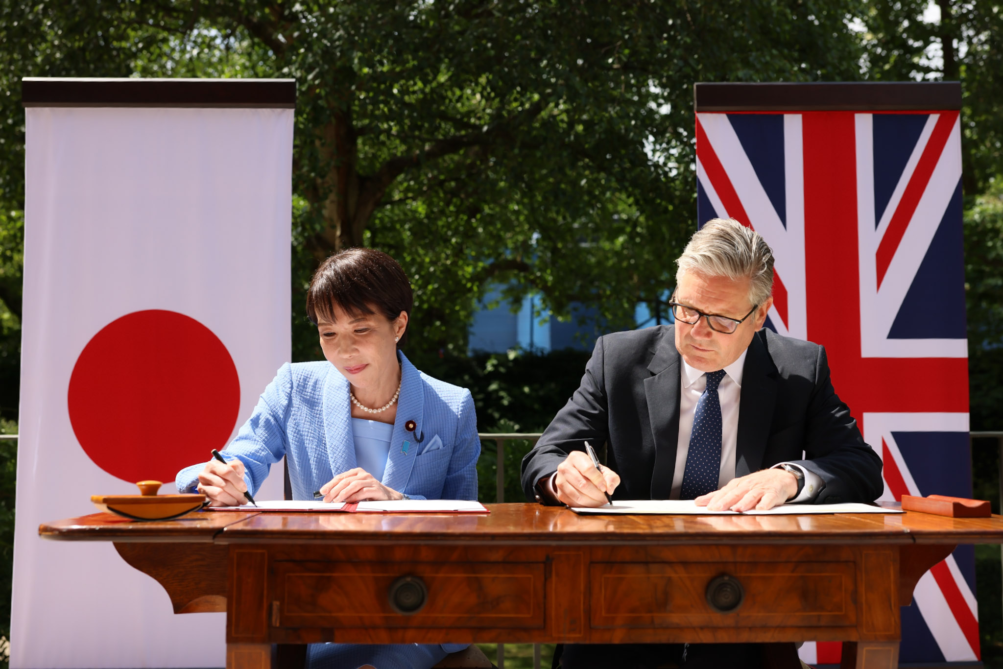 Signing Ceremony 2