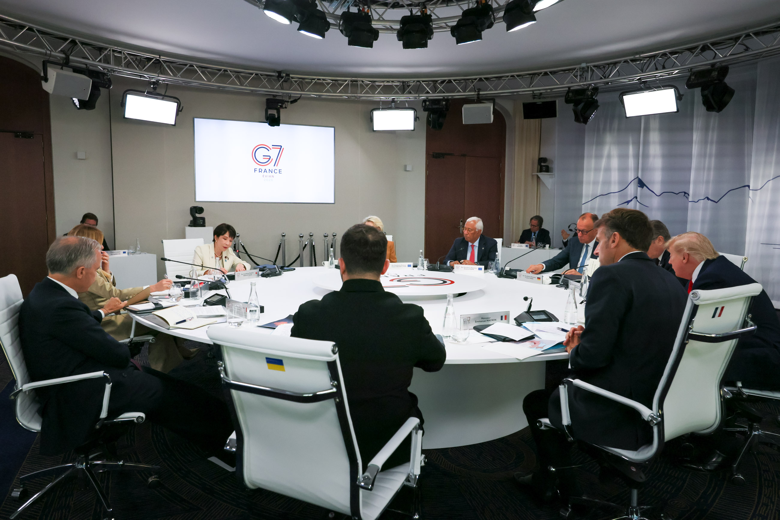 Session: “Building Peace and Security for Ukraine and Europe” 11