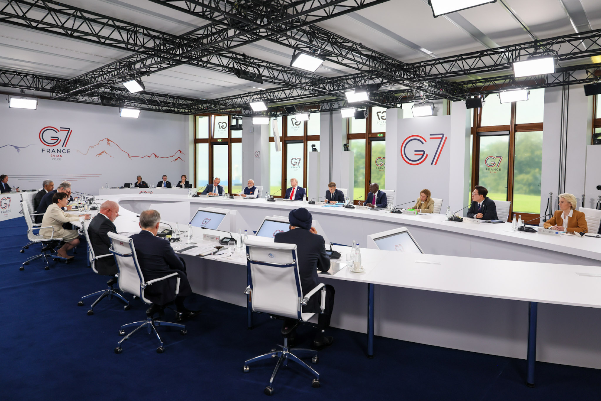 Working Session: “Forging New Partnerships and Rebuilding International Solidarity” 6