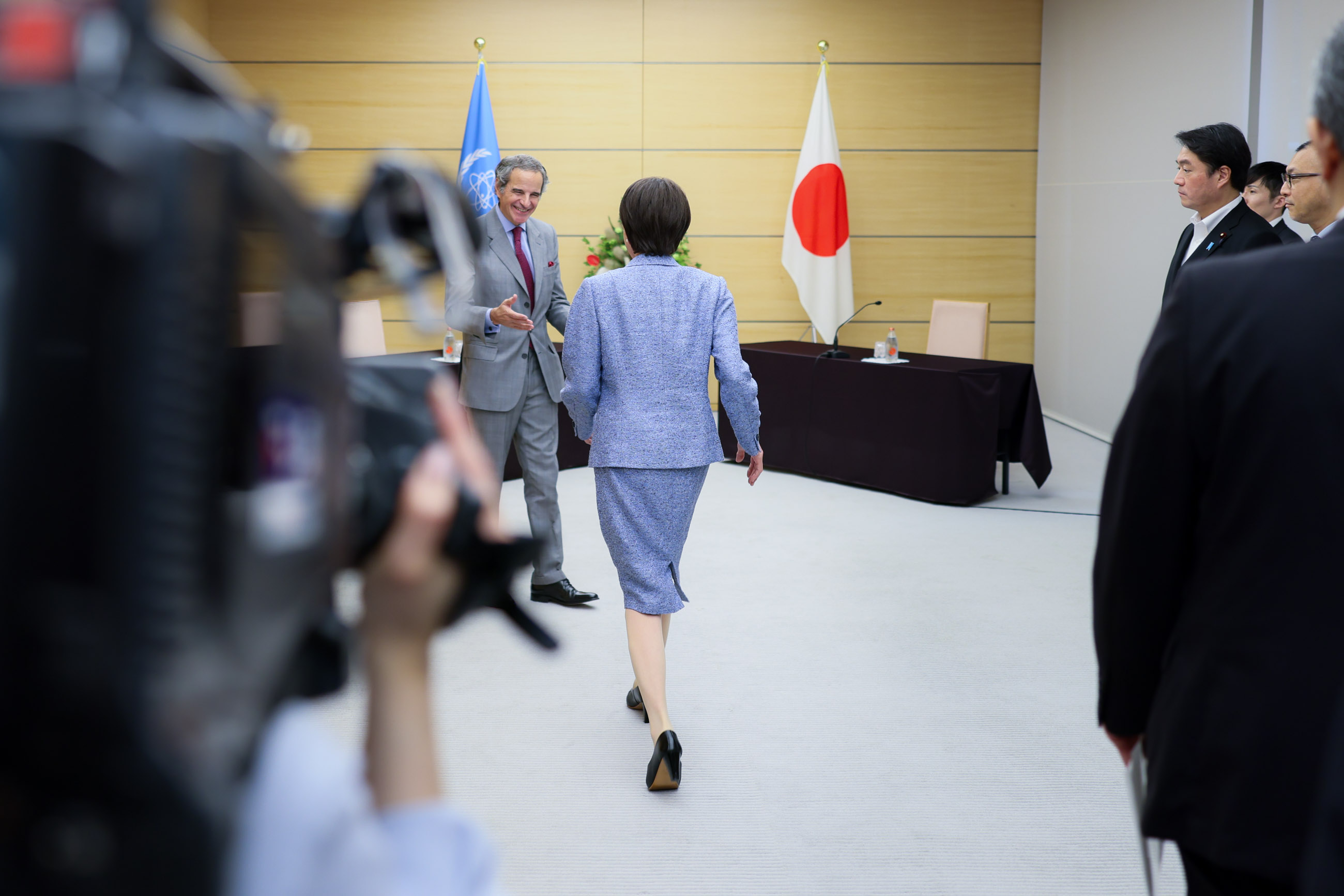 Prime Minister Takaichi receiving a courtesy call(2)
