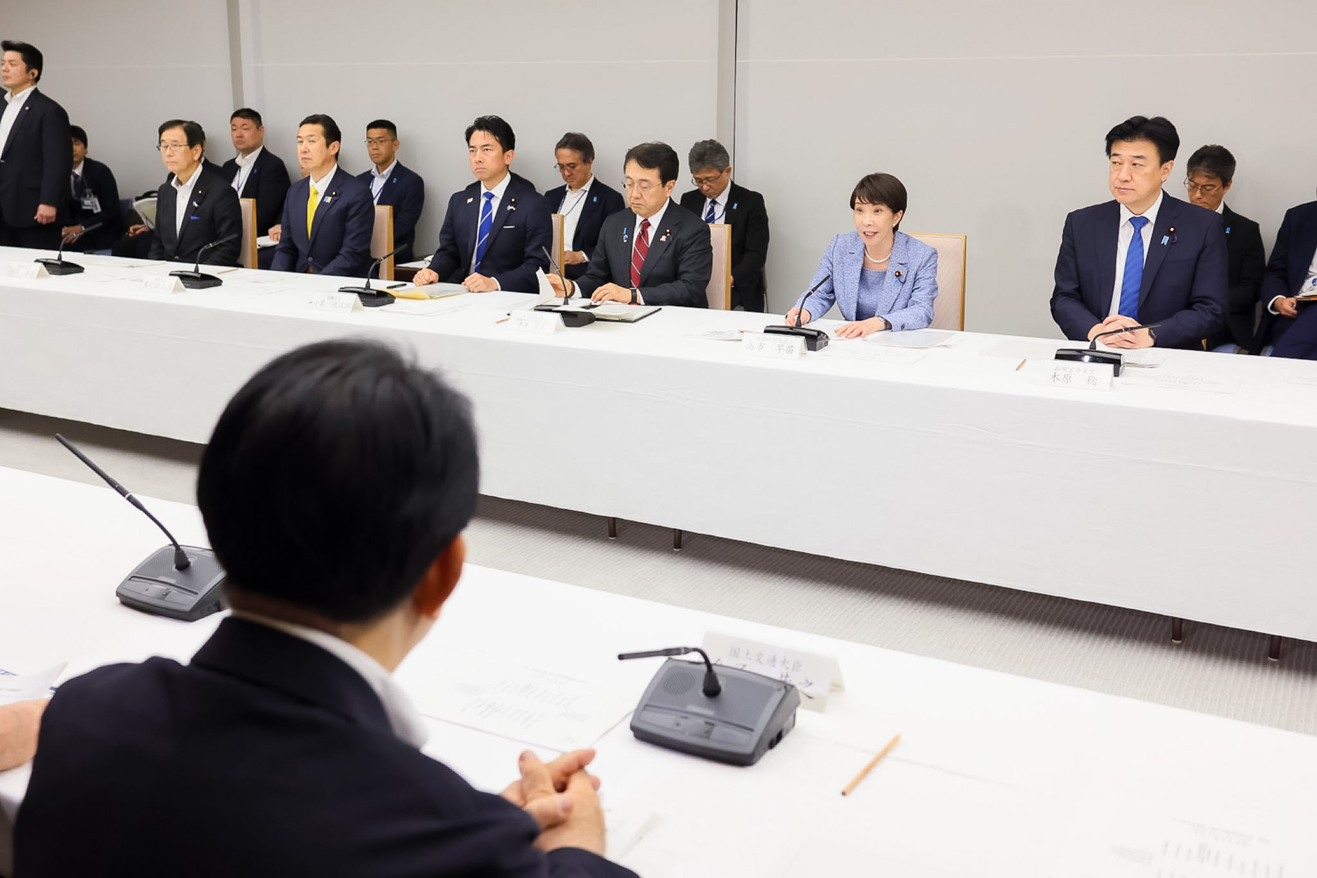 Prime Minister Takaichi wrapping up the meeting(4)