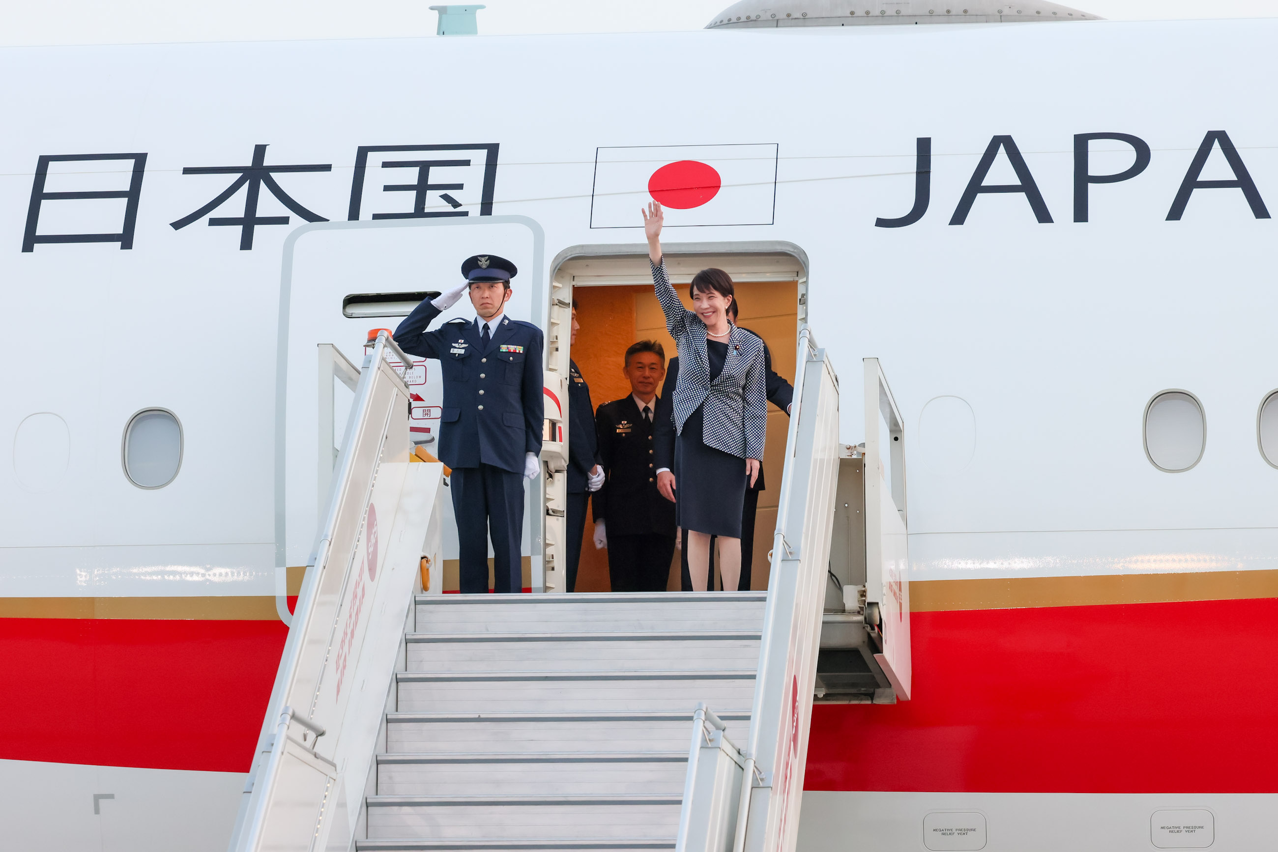 Prime Minister TAKAICHI arriving in India (3)