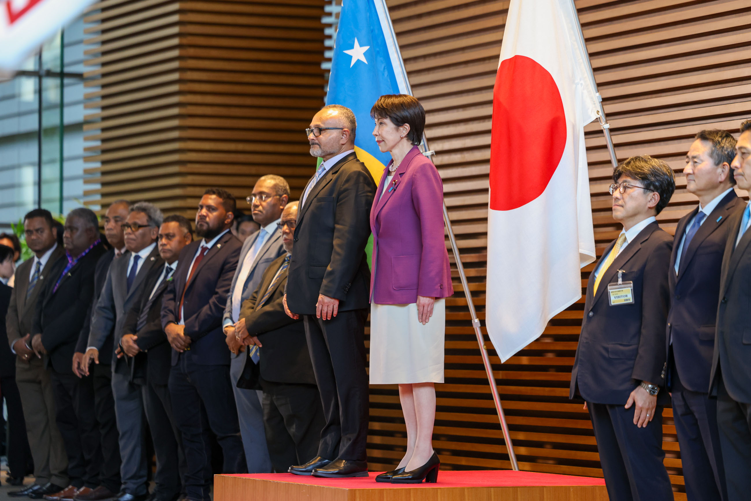 Prime Minister TAKAICHI welcoming Prime Minister Wale Guard of Honour Ceremony (1)