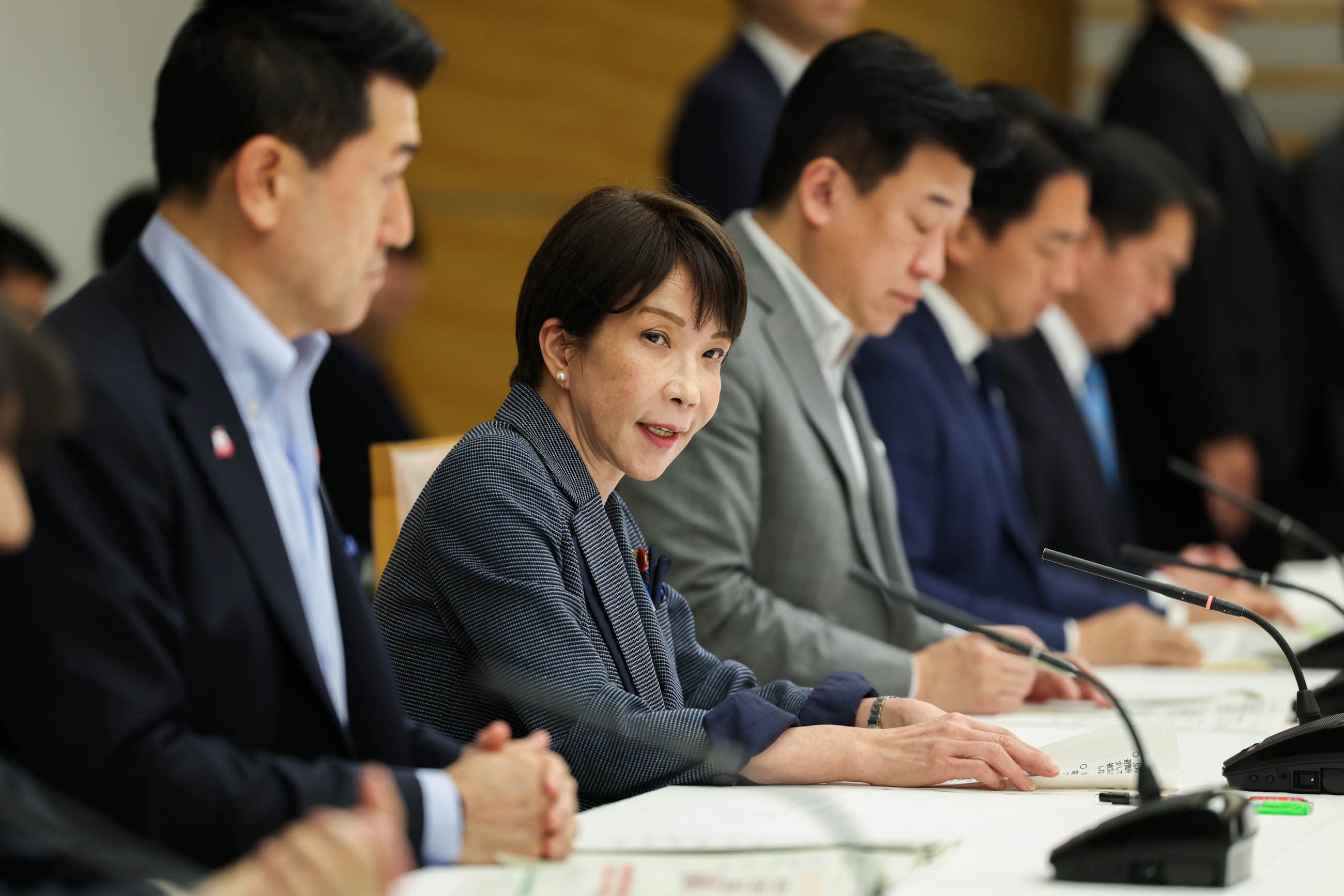 Prime Minster Takaichi wrapping up the meeting (1)