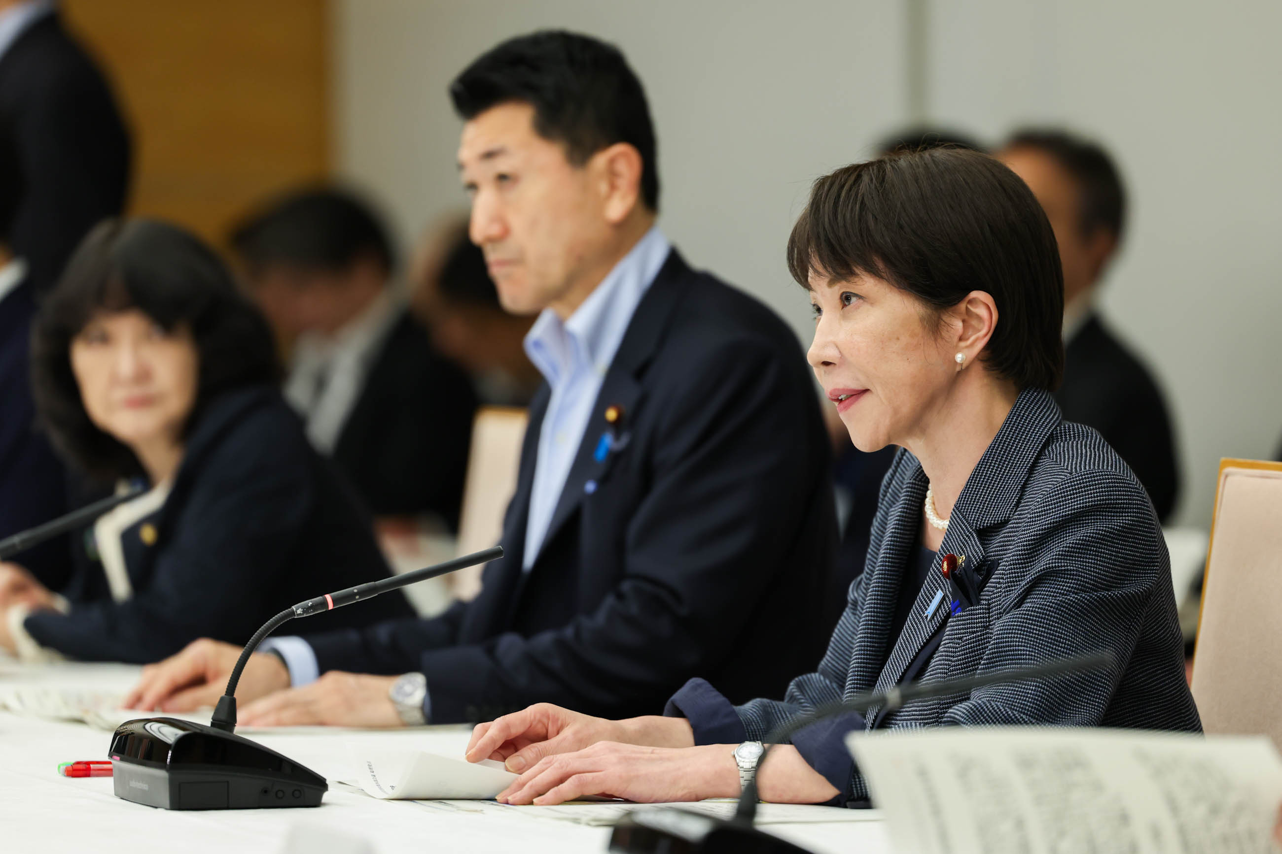 Prime Minster Takaichi wrapping up the meeting (2)