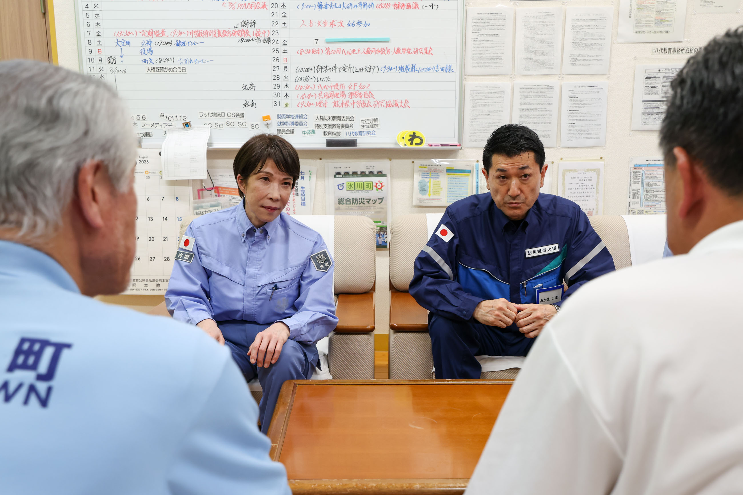 Prime Minister TAKAICHI Inspecting an Evacuation Shelter in Hikawa Town (9)