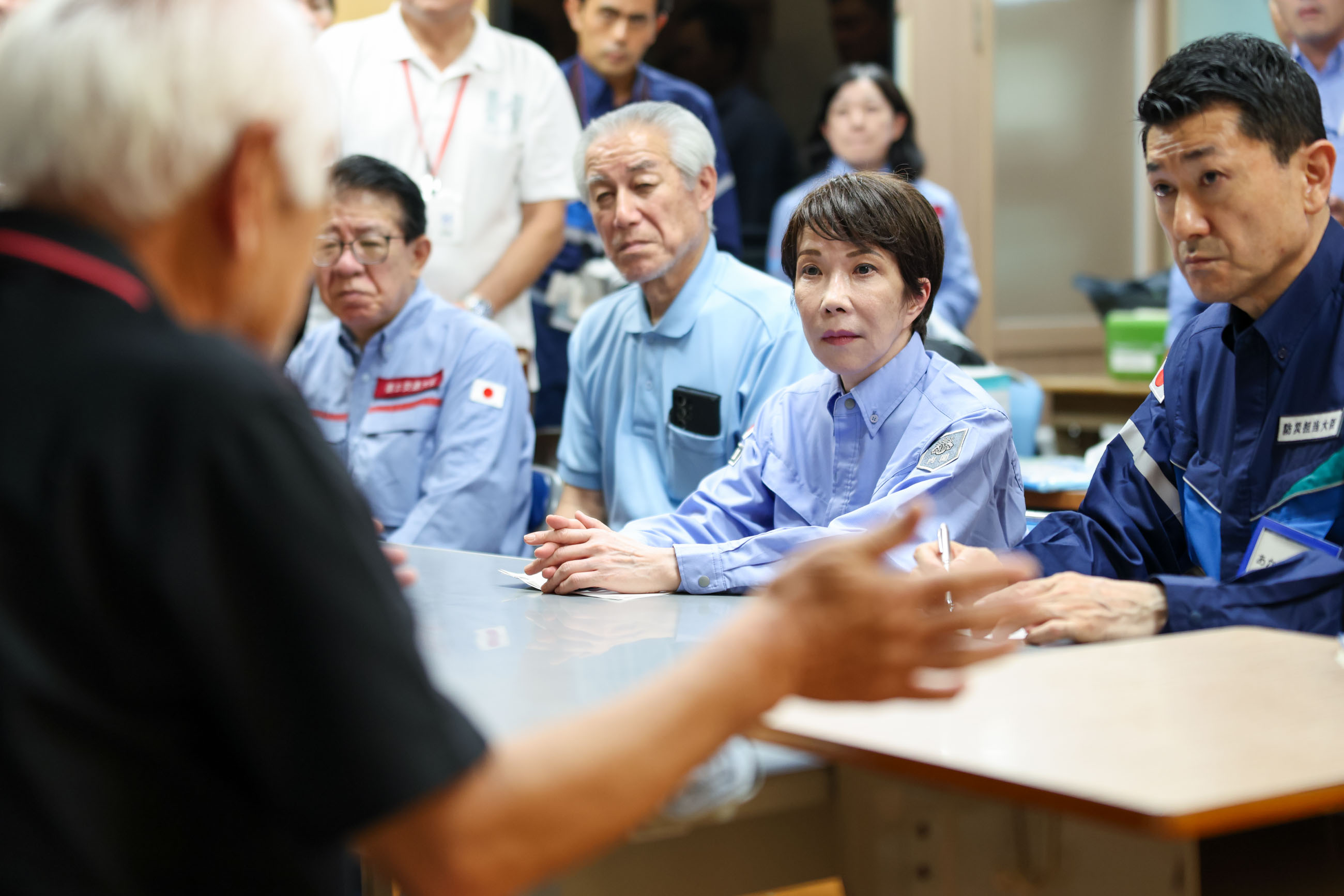 Prime Minister TAKAICHI Inspecting an Evacuation Shelter in Hikawa Town (12)