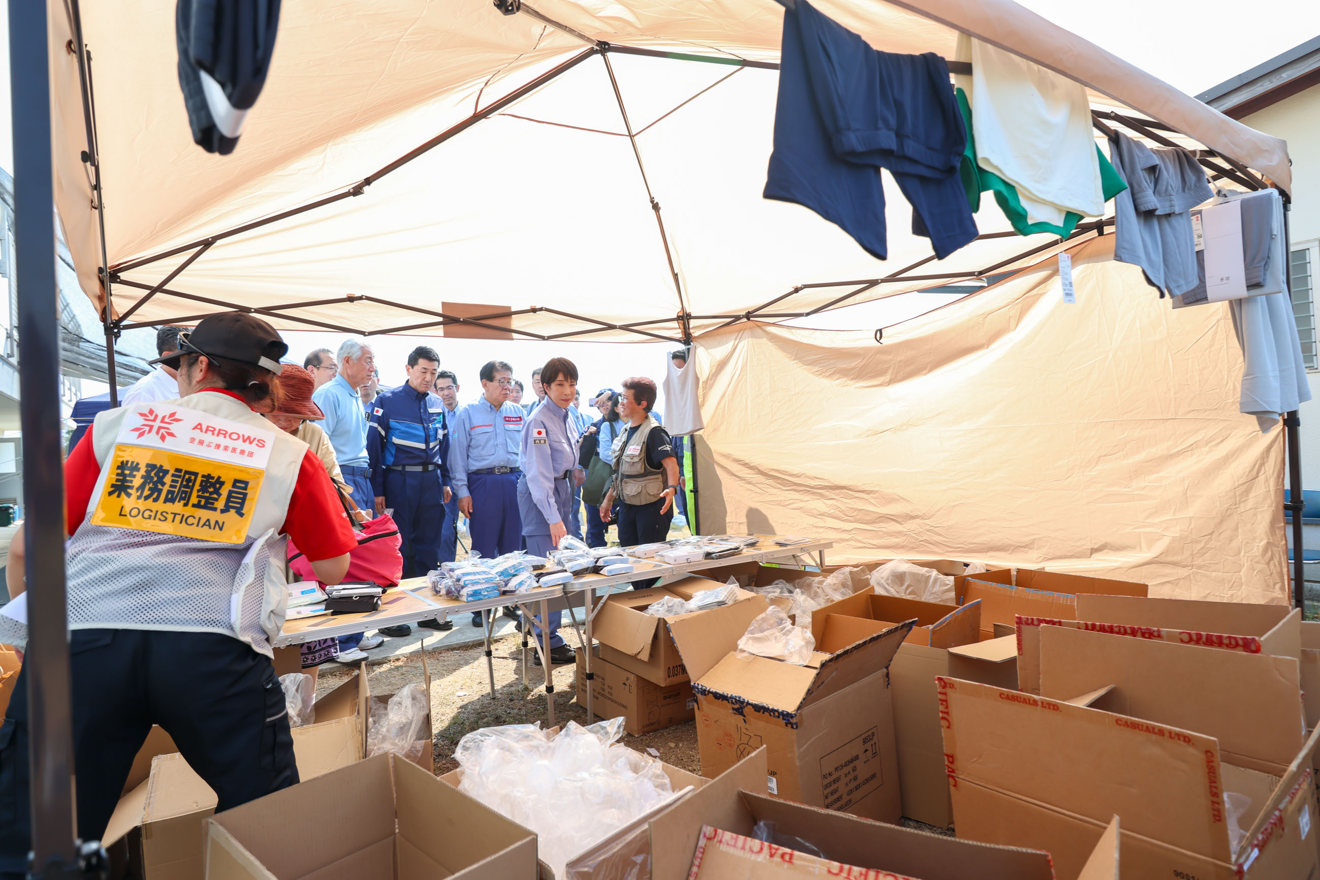 Prime Minister TAKAICHI Inspecting an Evacuation Shelter in Hikawa Town (3)