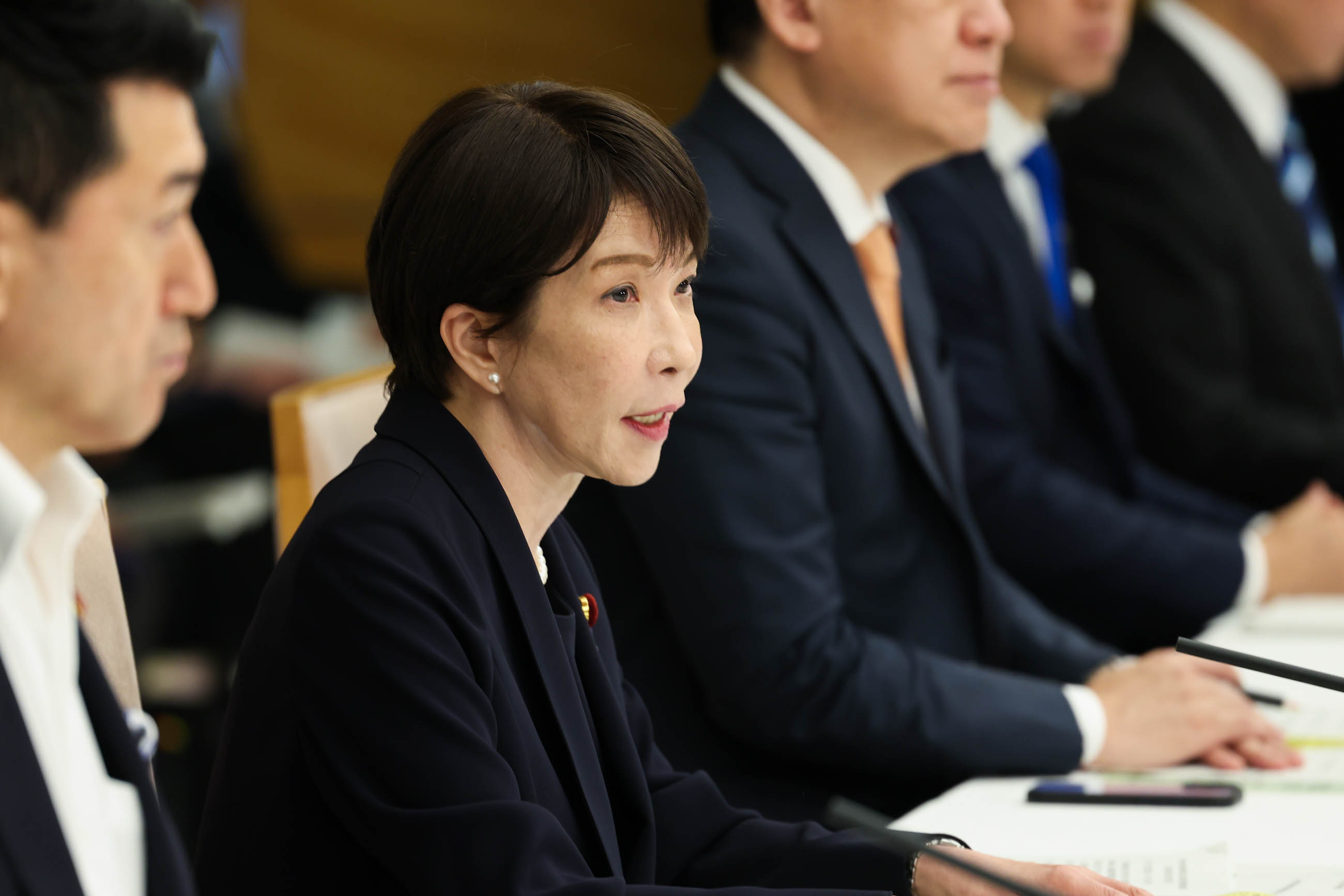 Prime Minster Takaichi wrapping up the meeting (4)