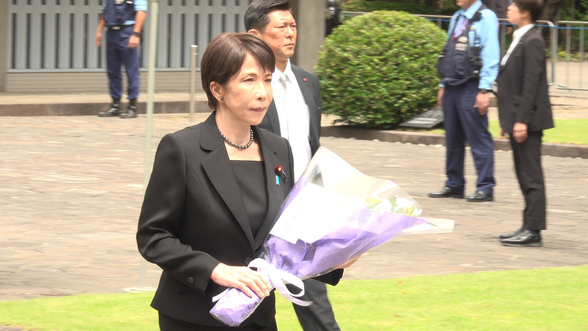 Prime Minister Takaichi offering prayers at Chidorigafuchi National Cemetery (1)