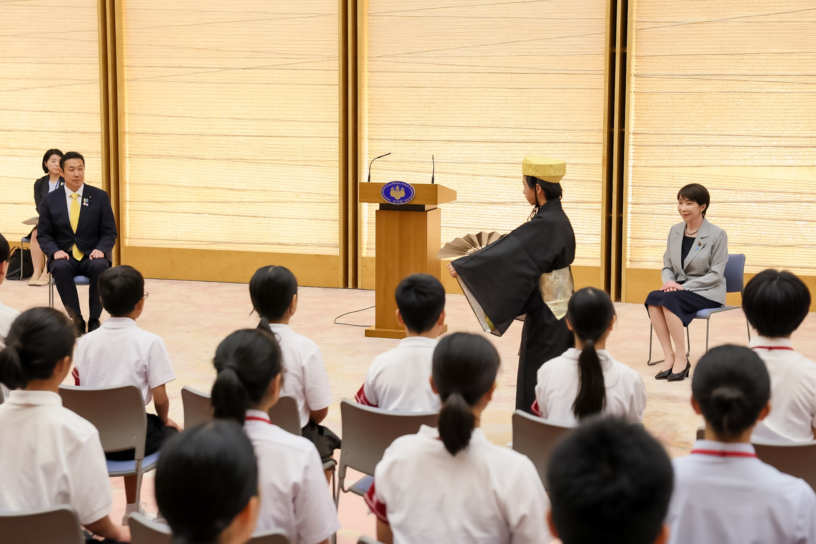 Prime Minister Takaichi receiving a courtesy call (2)