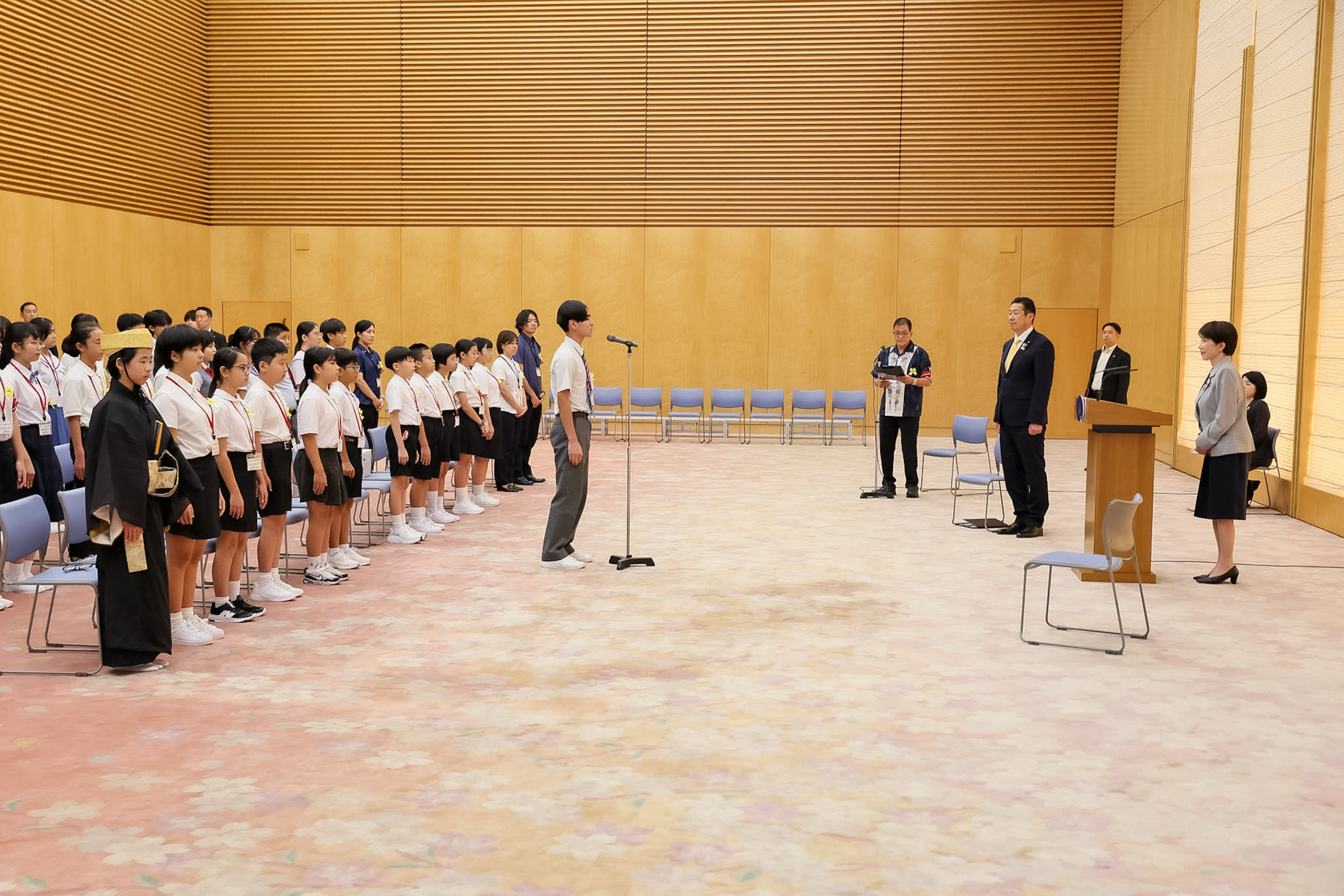 Prime Minister Takaichi receiving a courtesy call (4)