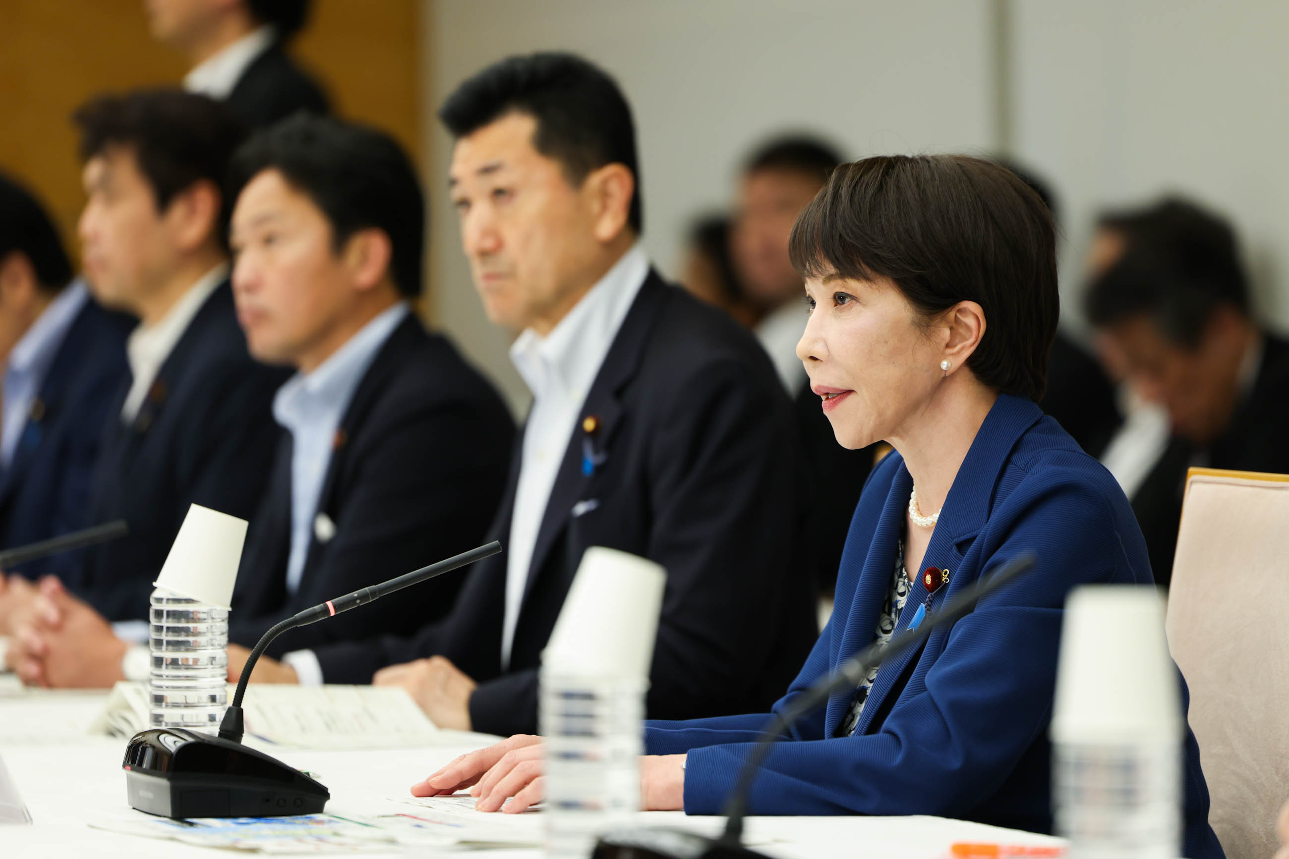 Prime Minister Takaichi wrapping up the meeting (3)