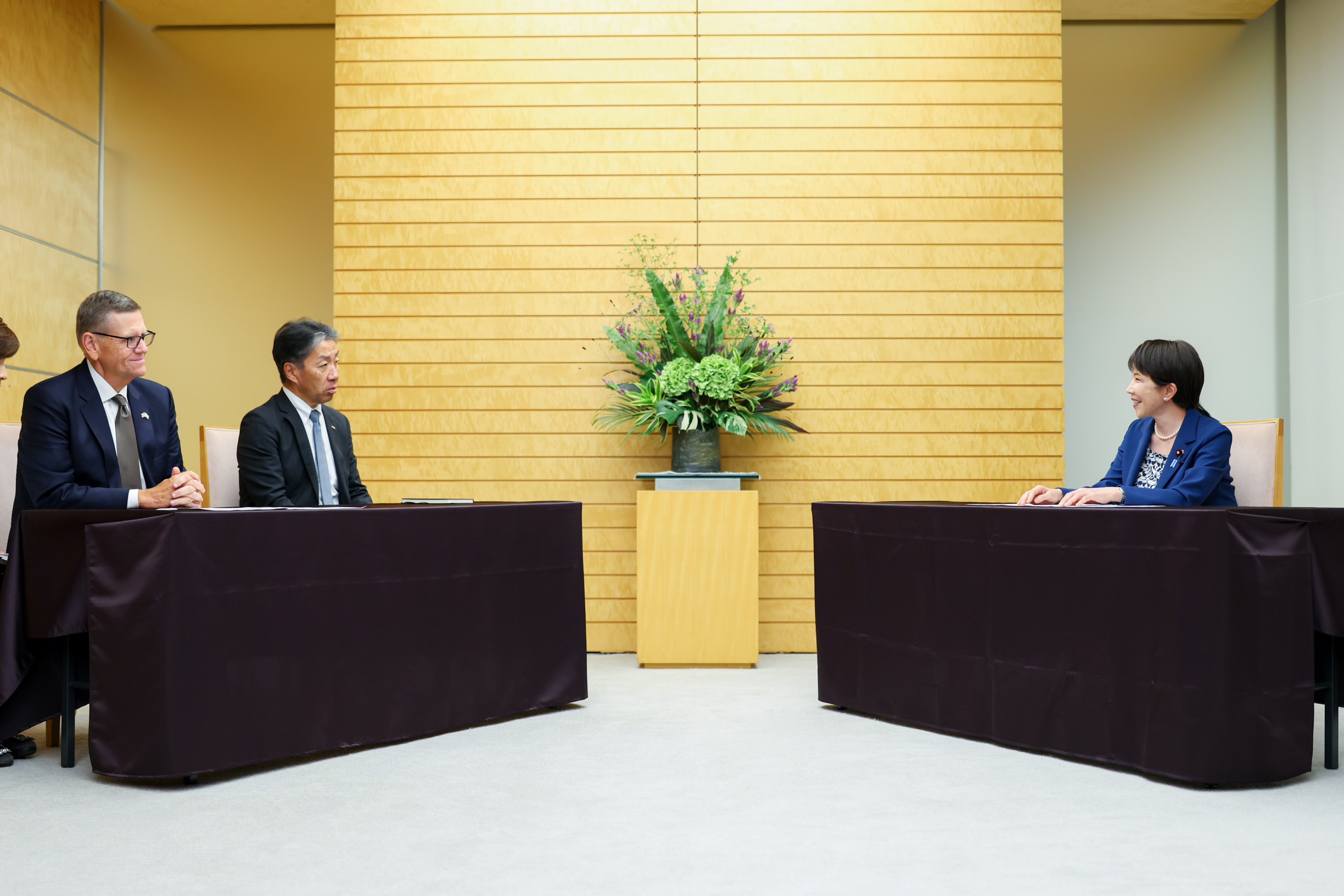 Prime Minister Takaichi receiving a courtesy call (4)