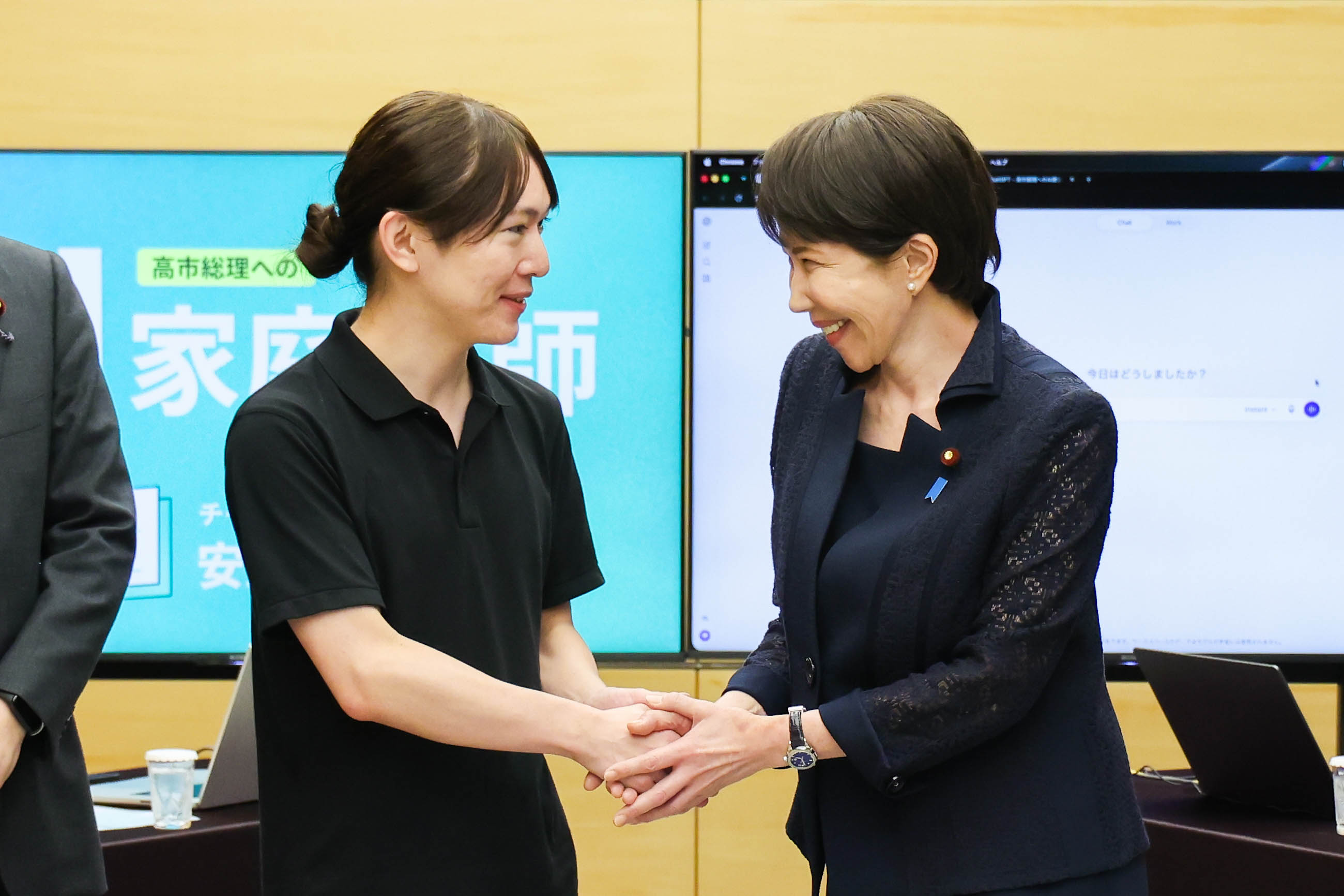 Commemorative photo (2)