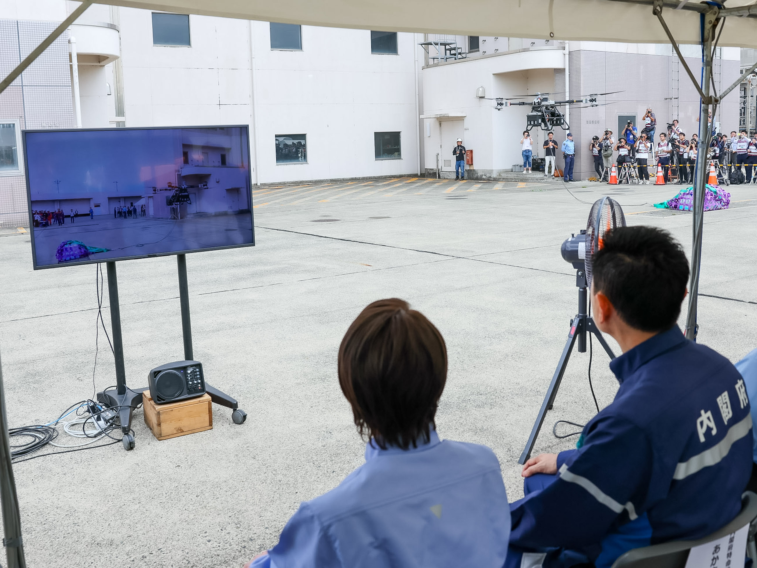 Prime Minister Takaichi observing a rescue drill (3)