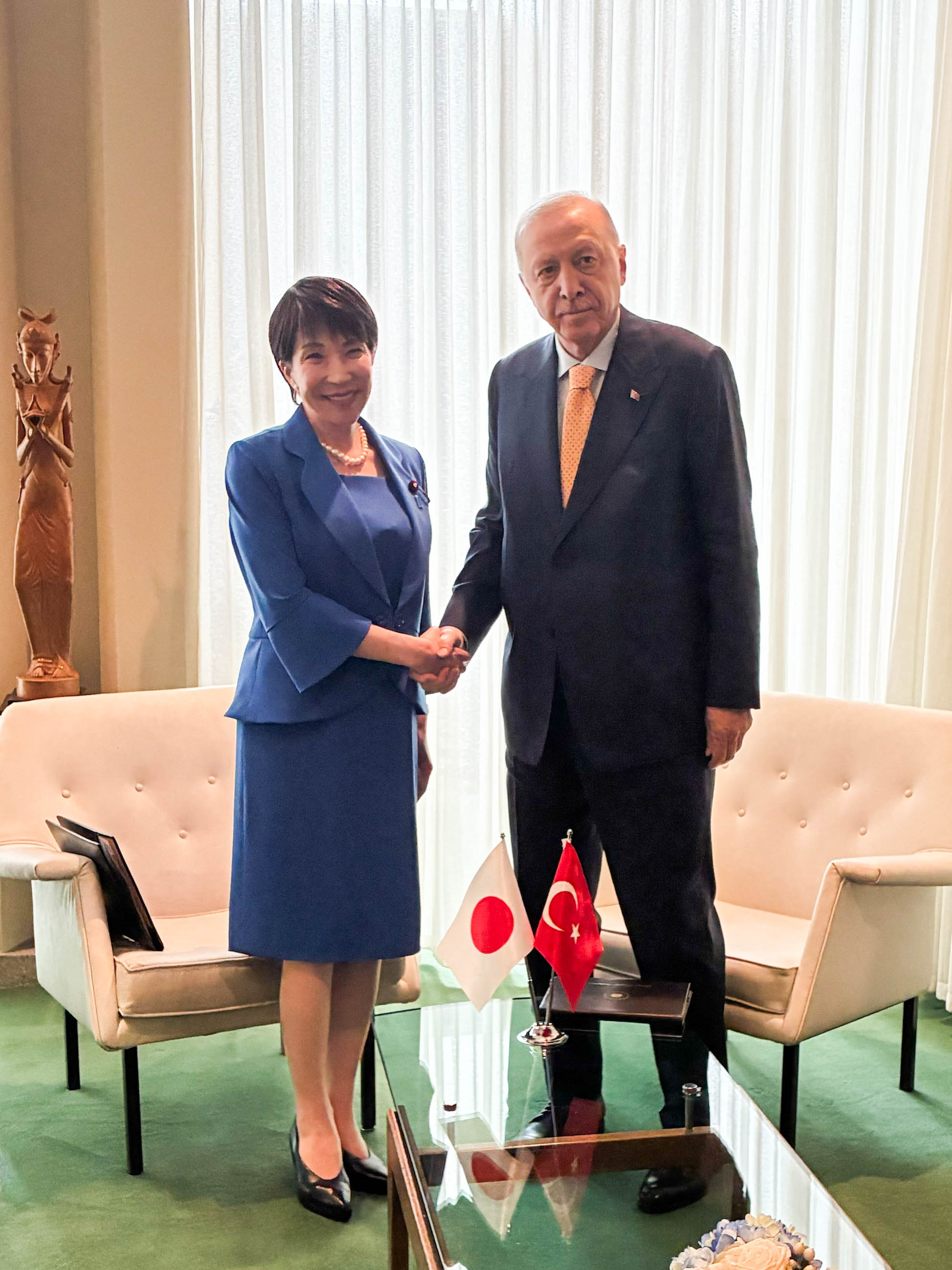Japan-Türkiye Summit Meeting (1) (Photo credit: Ministry of Foreign Affairs)