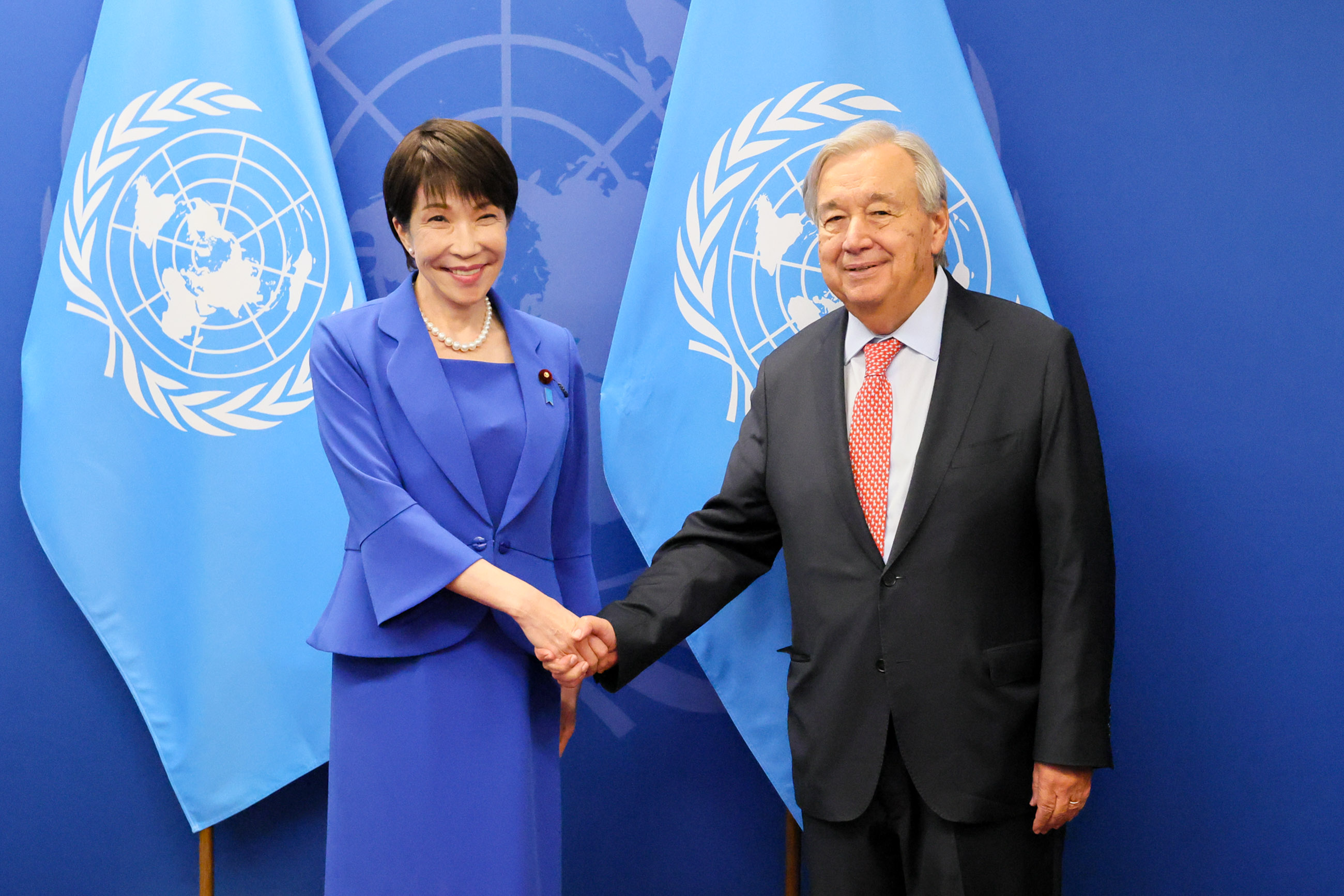 Prime Minister Takaichi meeting Secretary-General Guterres of the United Nations (2)