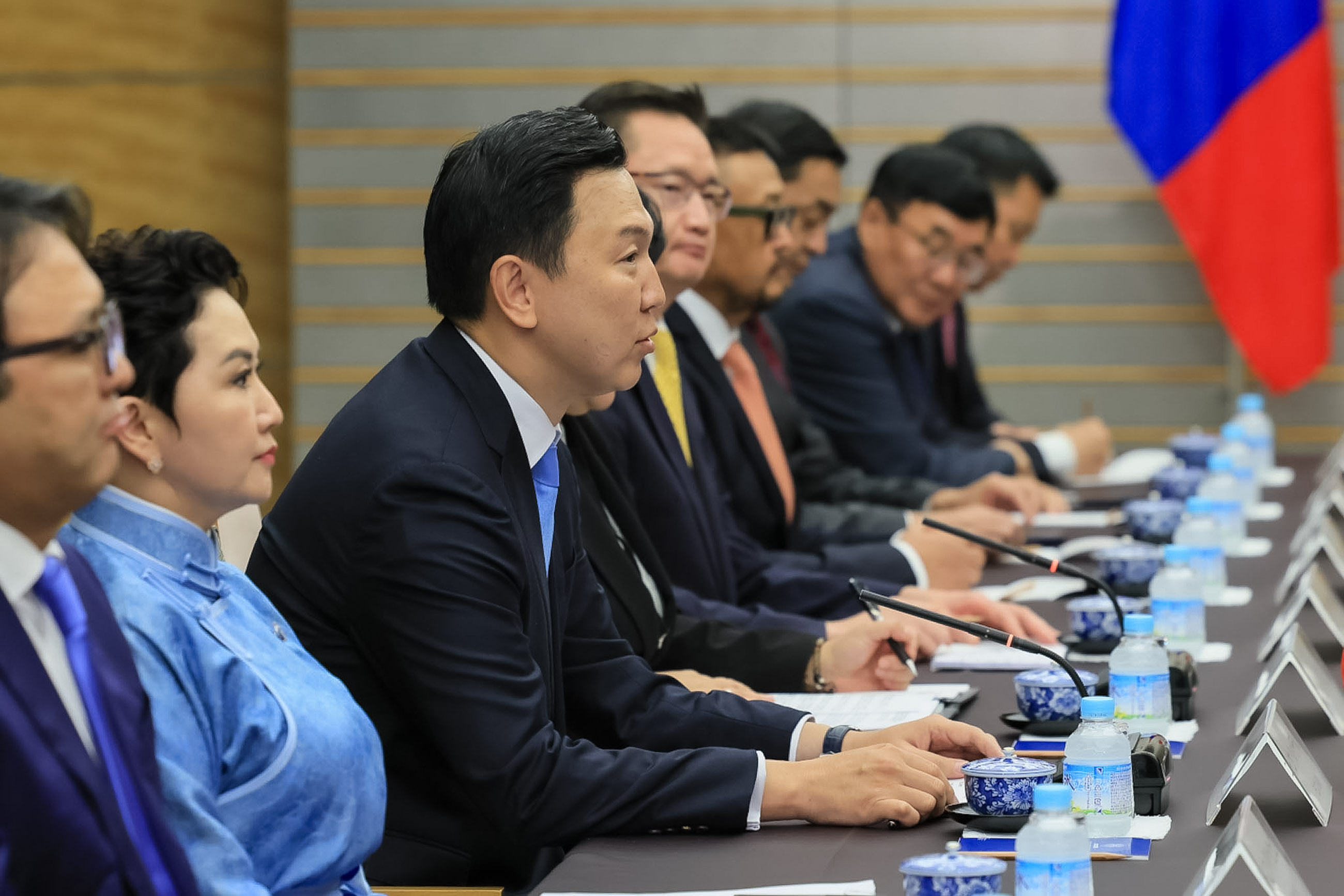 Japan-Mongolia Summit Meeting (9)