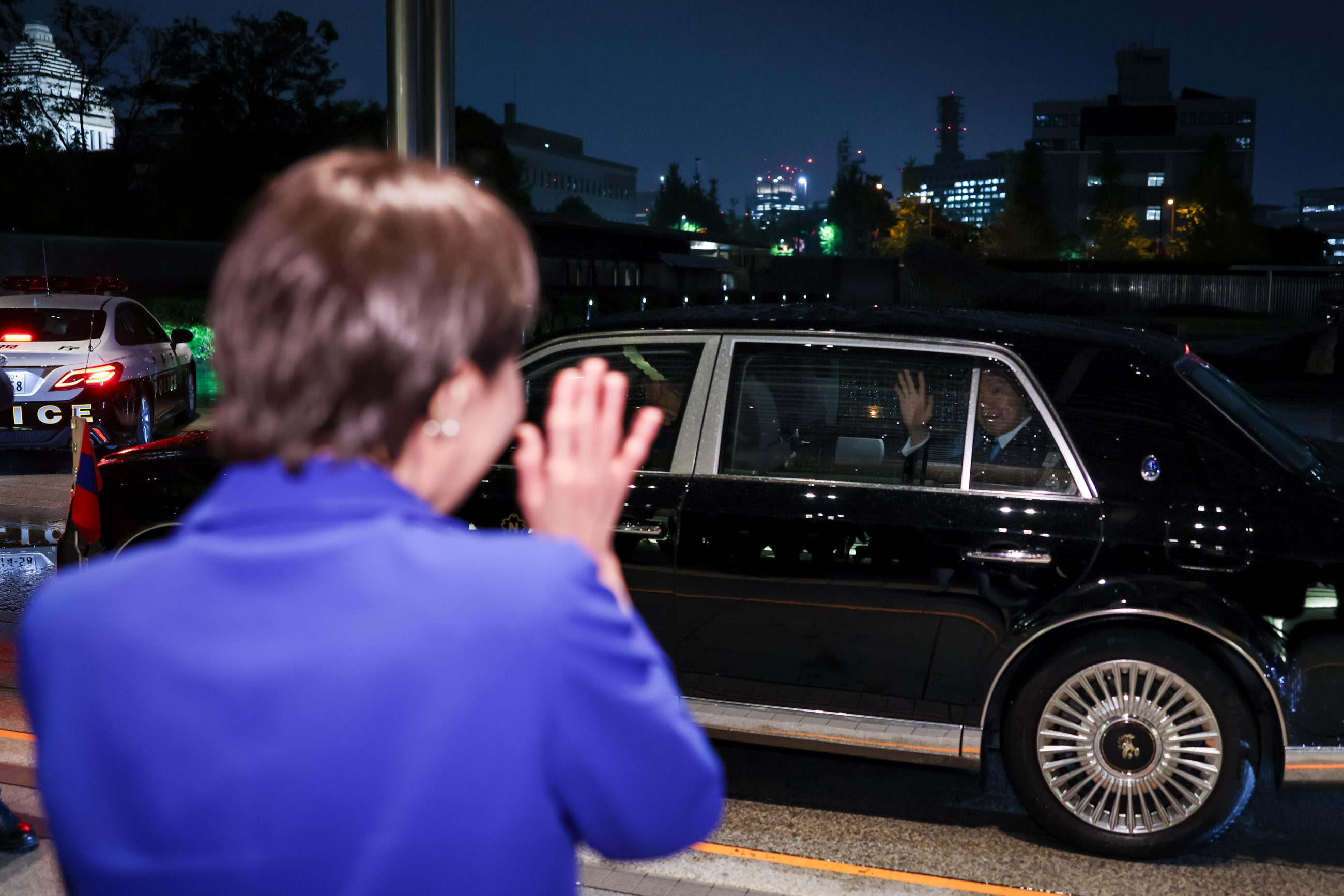 Prime Minister Takaichi seeing off Prime Minister Uchral (3)