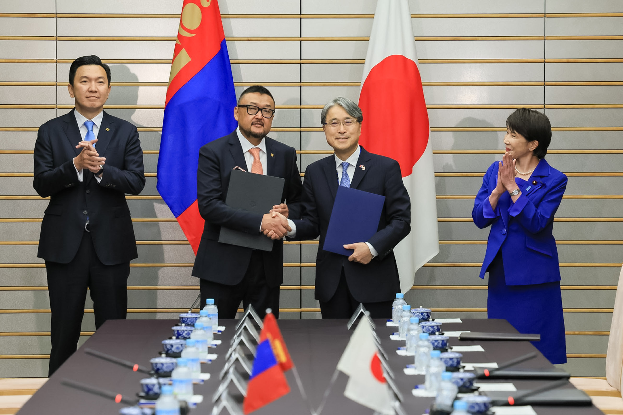 Japan-Mongolia Summit Meeting (3)