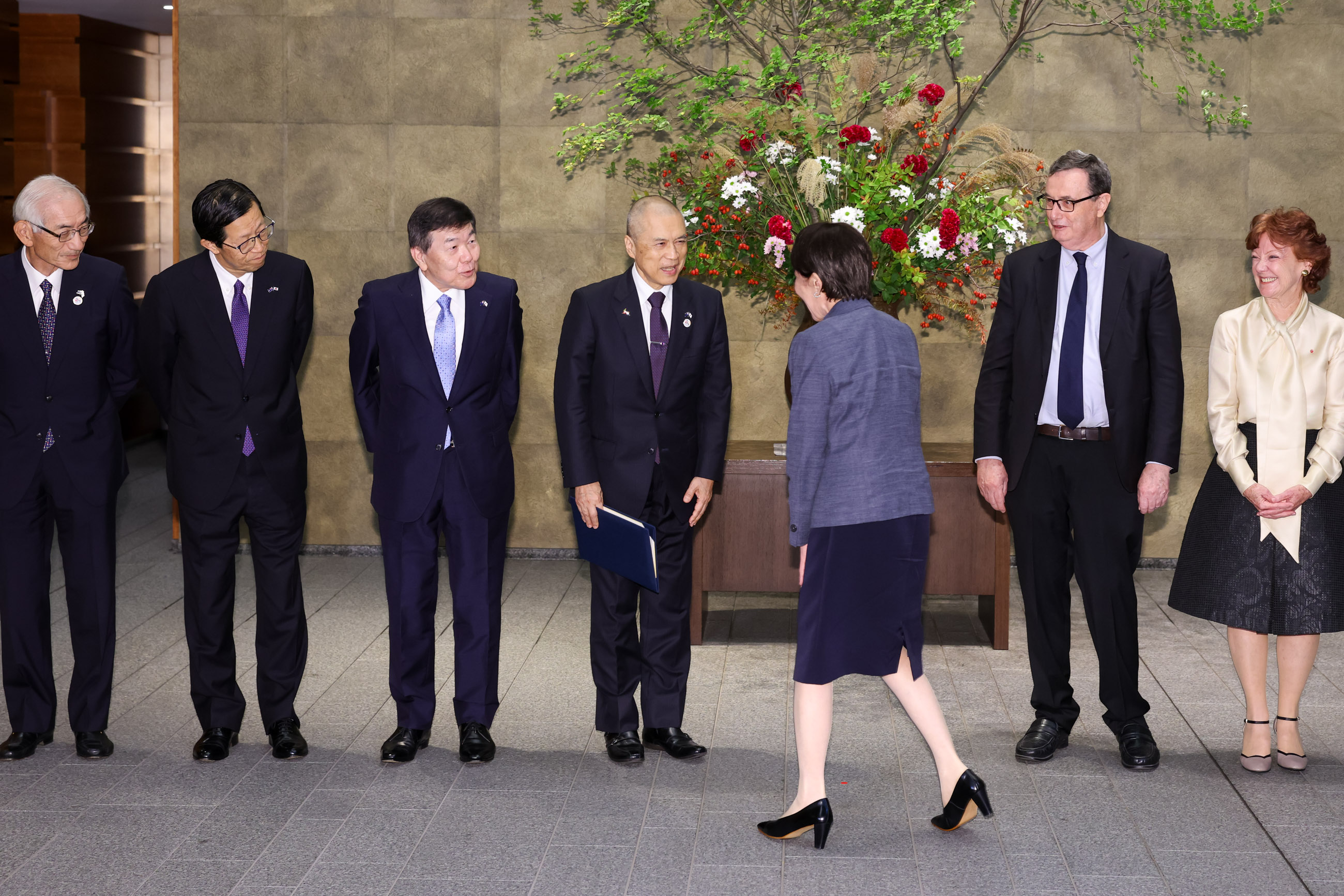 Prime Minister Takaichi receiving a courtesy call (2)