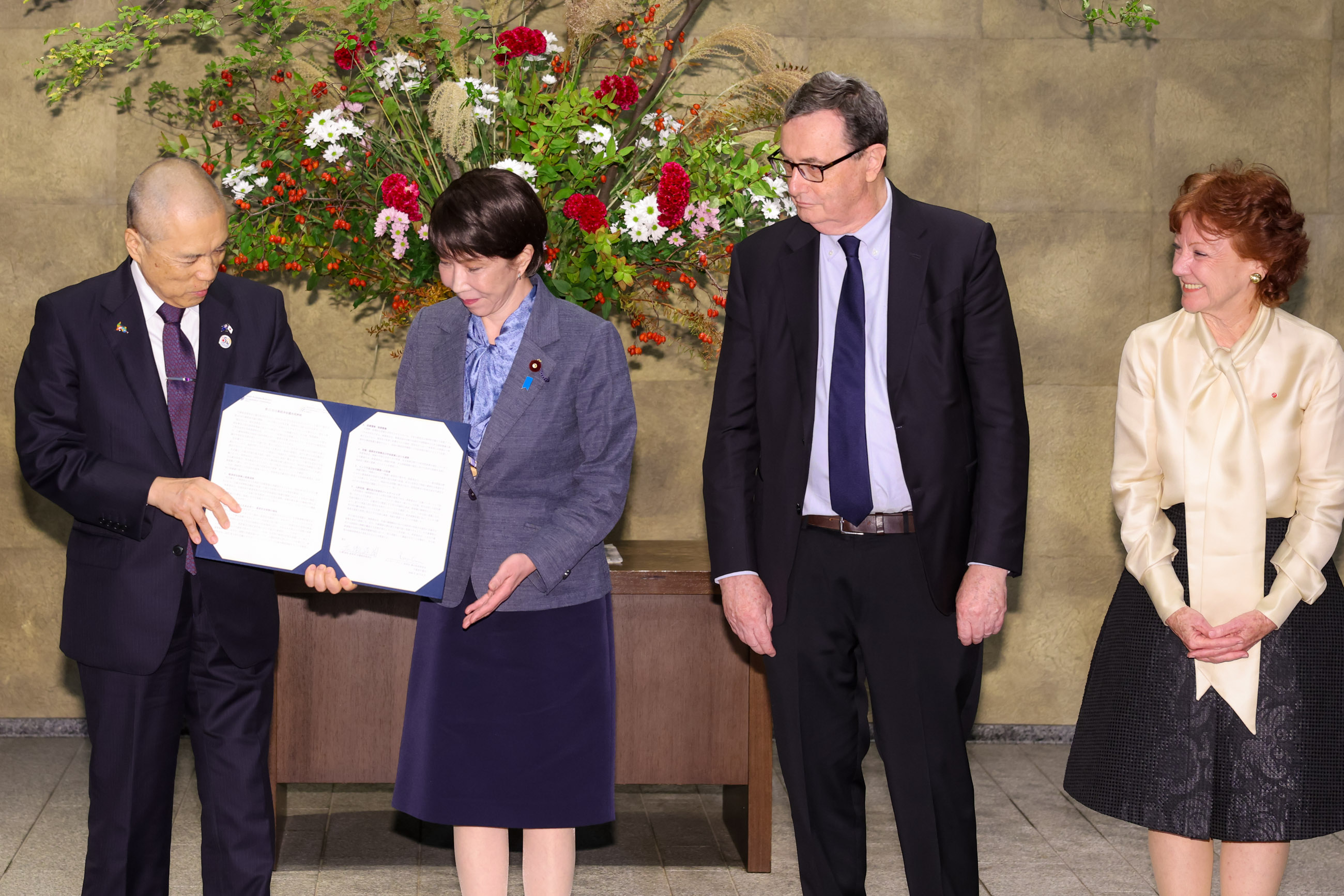 Prime Minister Takaichi receiving a courtesy call (3)