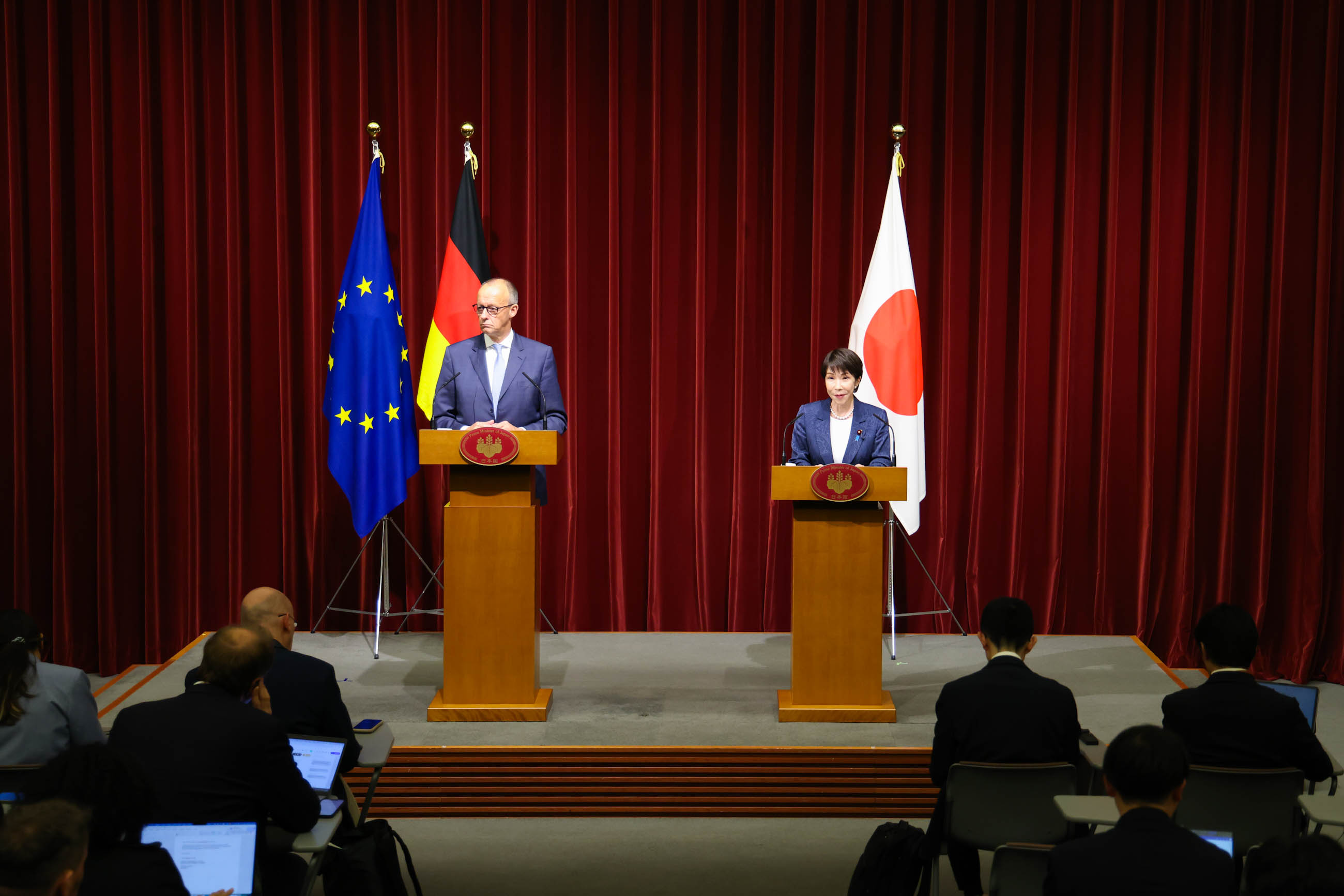 Joint press announcement (7)