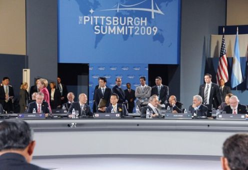 Photograph of the Prime Minister attending the plenary session of the Summit