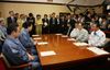 Photograph of the Prime Minister meeting with Governor Higashikokubaru 2